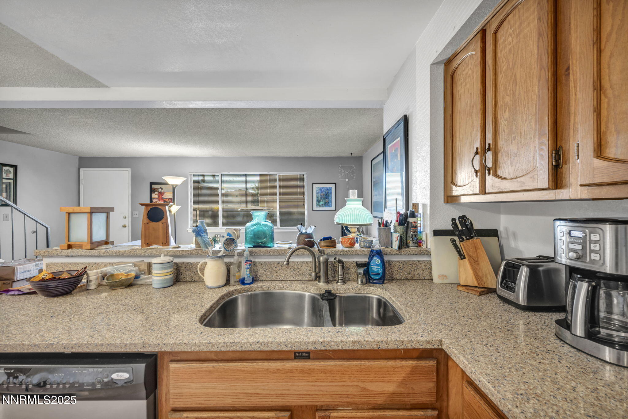 Carson City, Nevada 89701, United States, 3 Bedrooms Bedrooms, ,3 BathroomsBathrooms,Residential,Active,240118