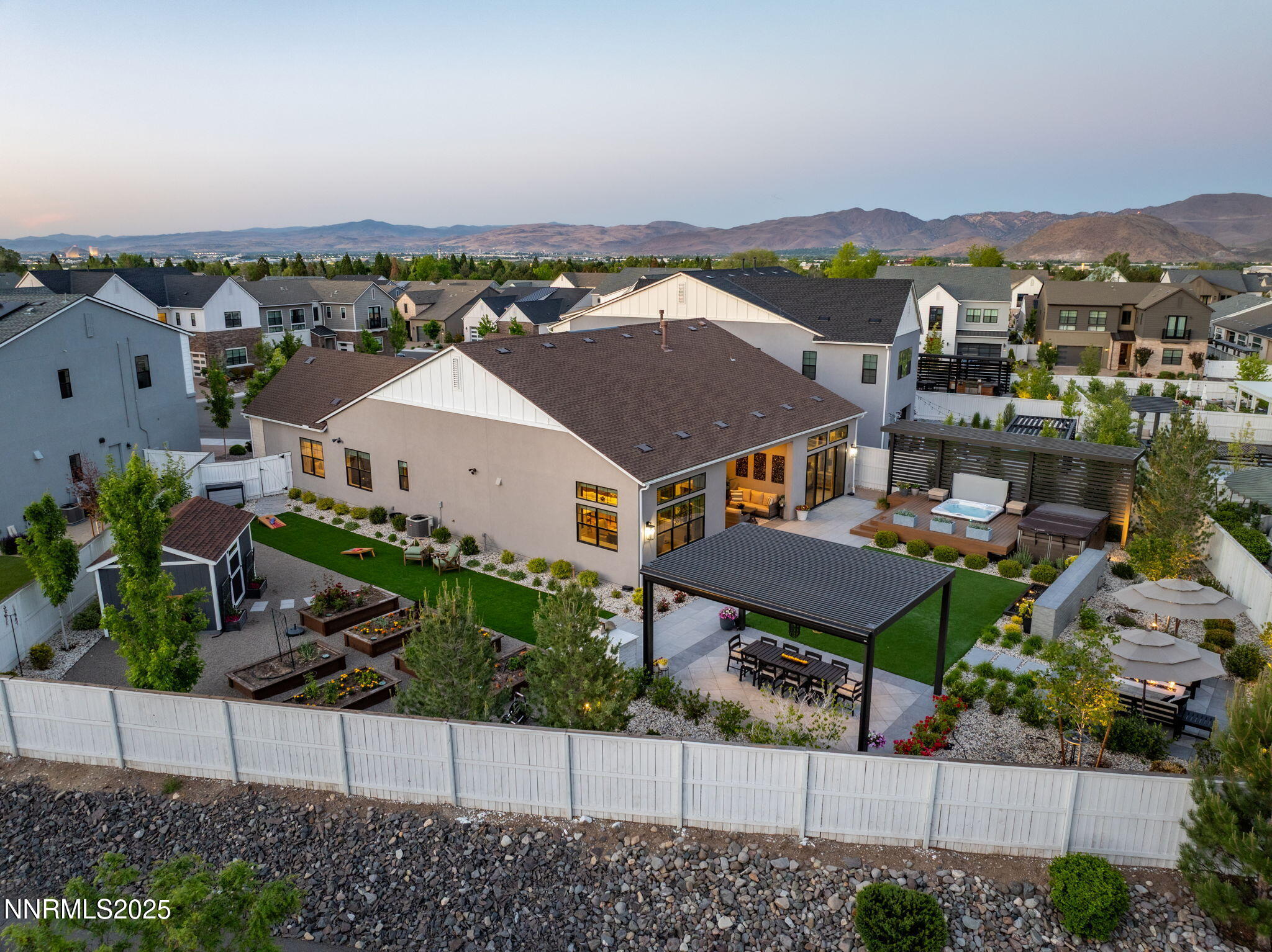 16-web-or-mls-208 Criollo Twilight Drone