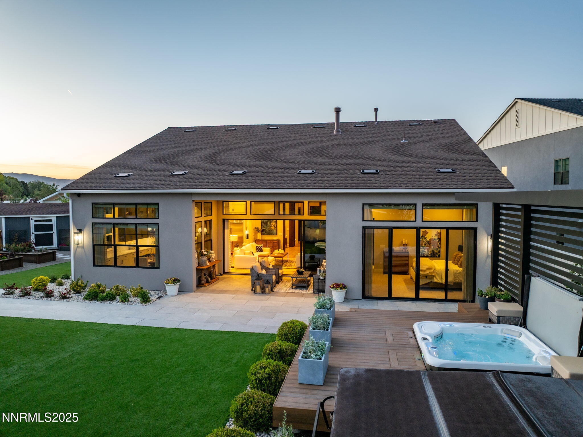 18-web-or-mls-208 Criollo Twilight Drone