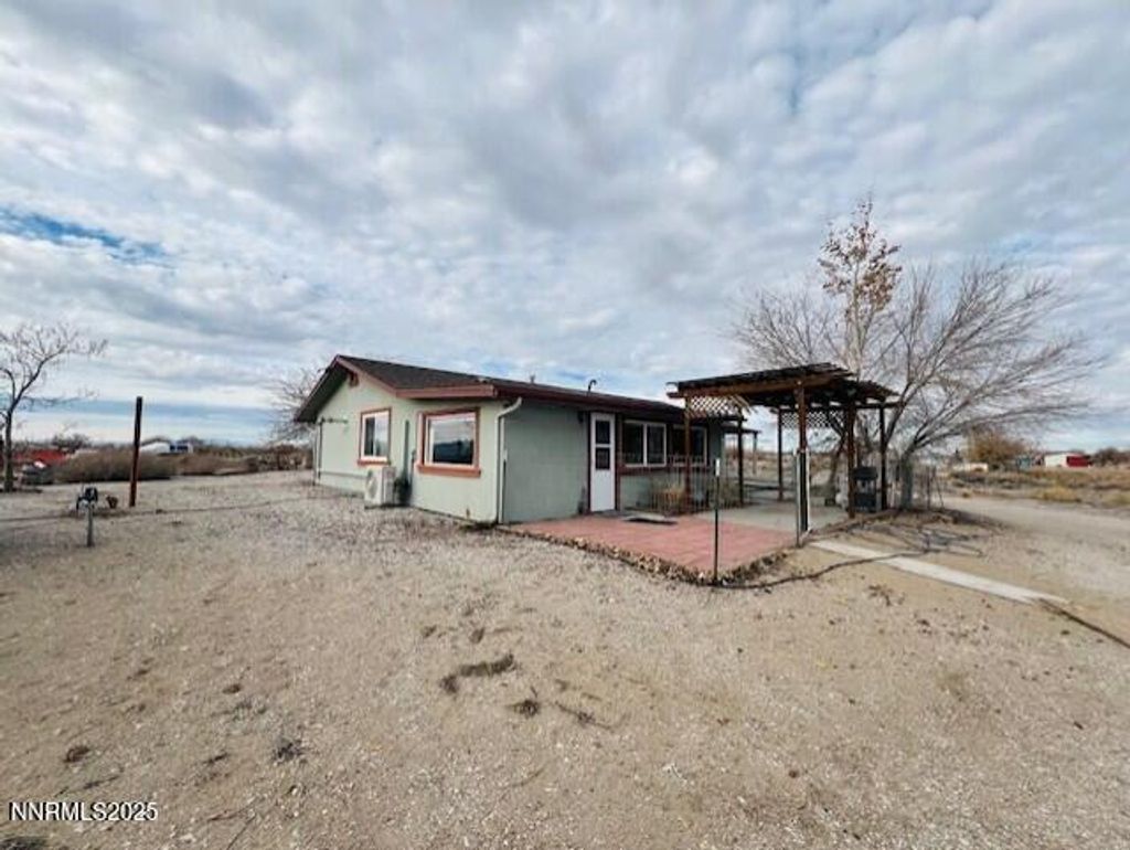 Photo of 3825 Keyes Way, Fallon, NV 89406 (MLS # 250059130)