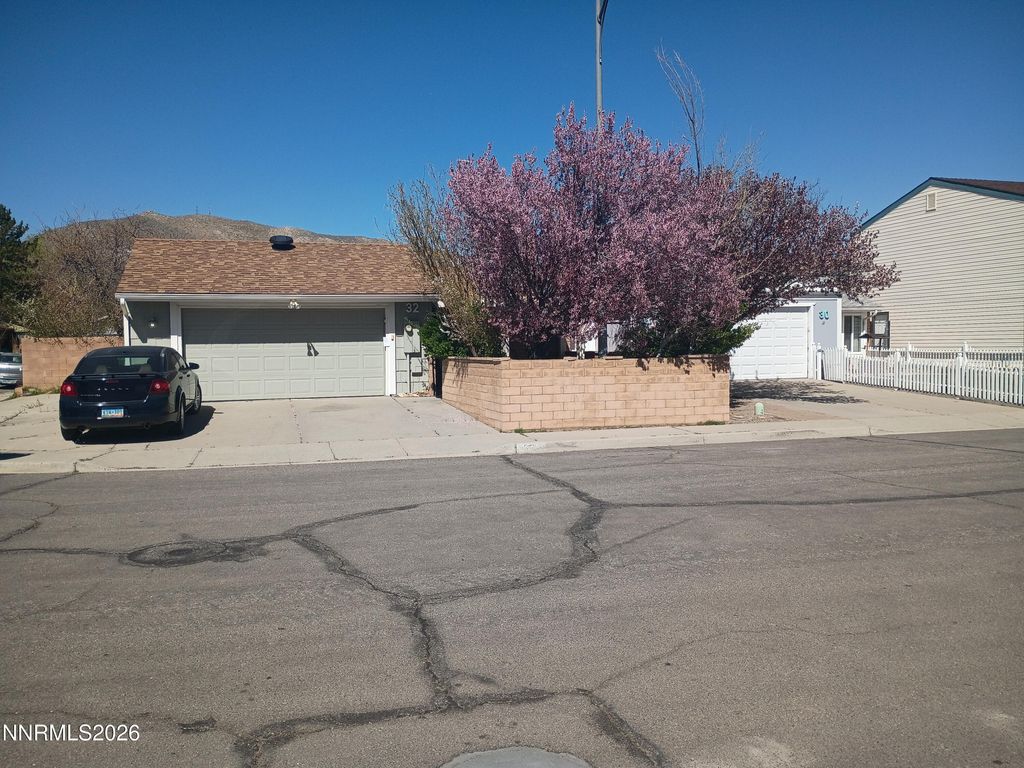 Photo of 32 Castle Way, Carson City, NV 89706 (MLS # 260004035)