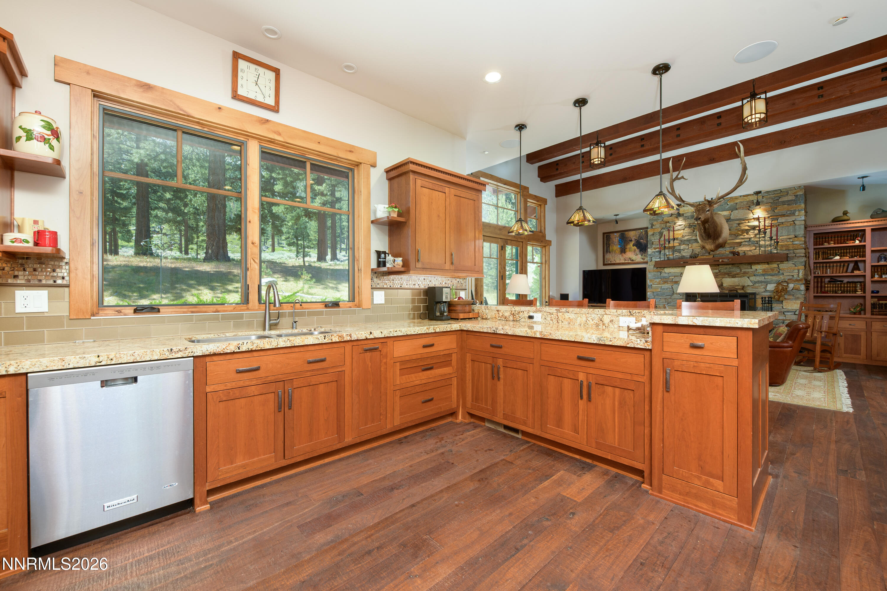 271 Forest Hill Way-24