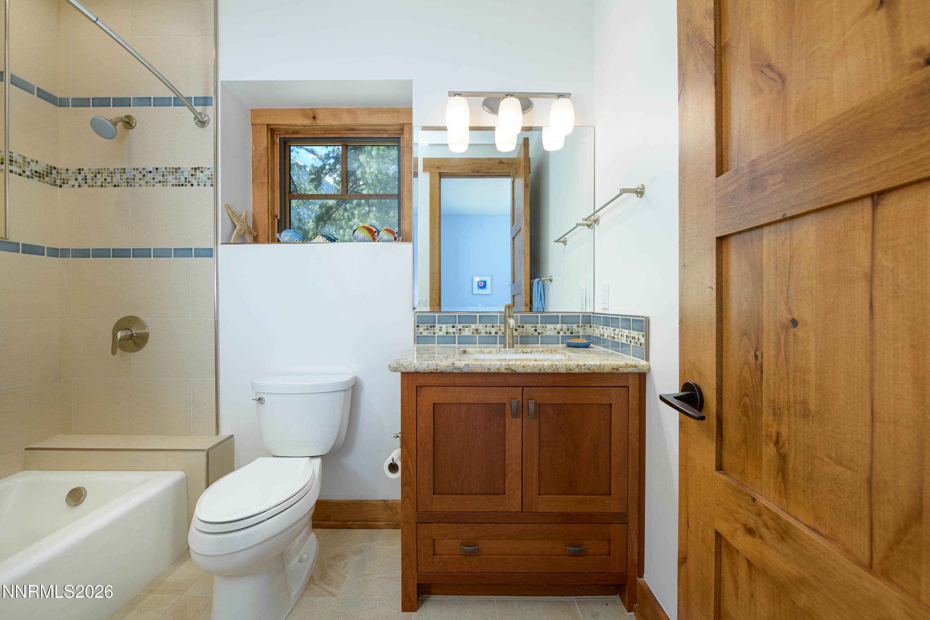 271 Forest Hill Way-34
