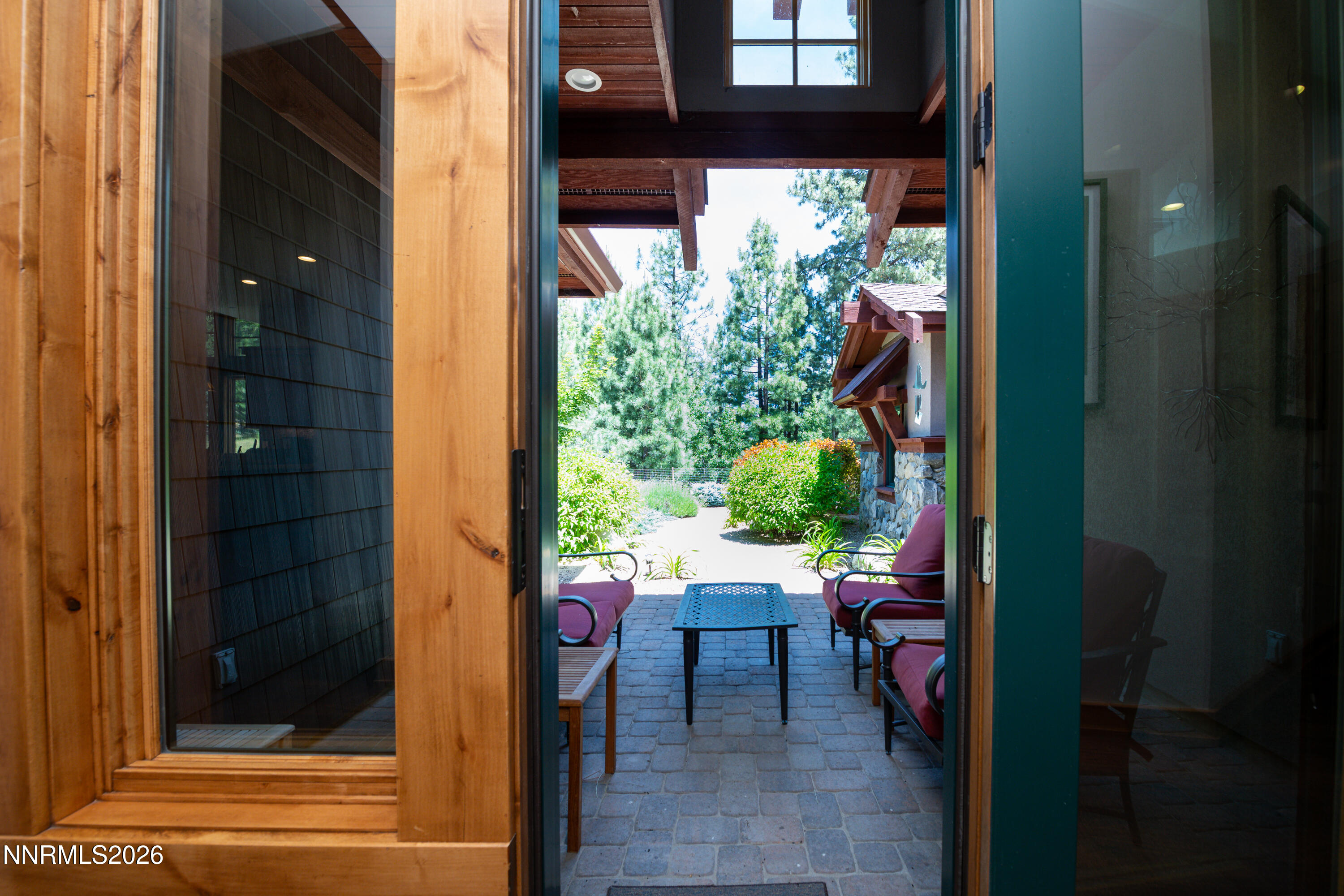 271 Forest Hill Way-39