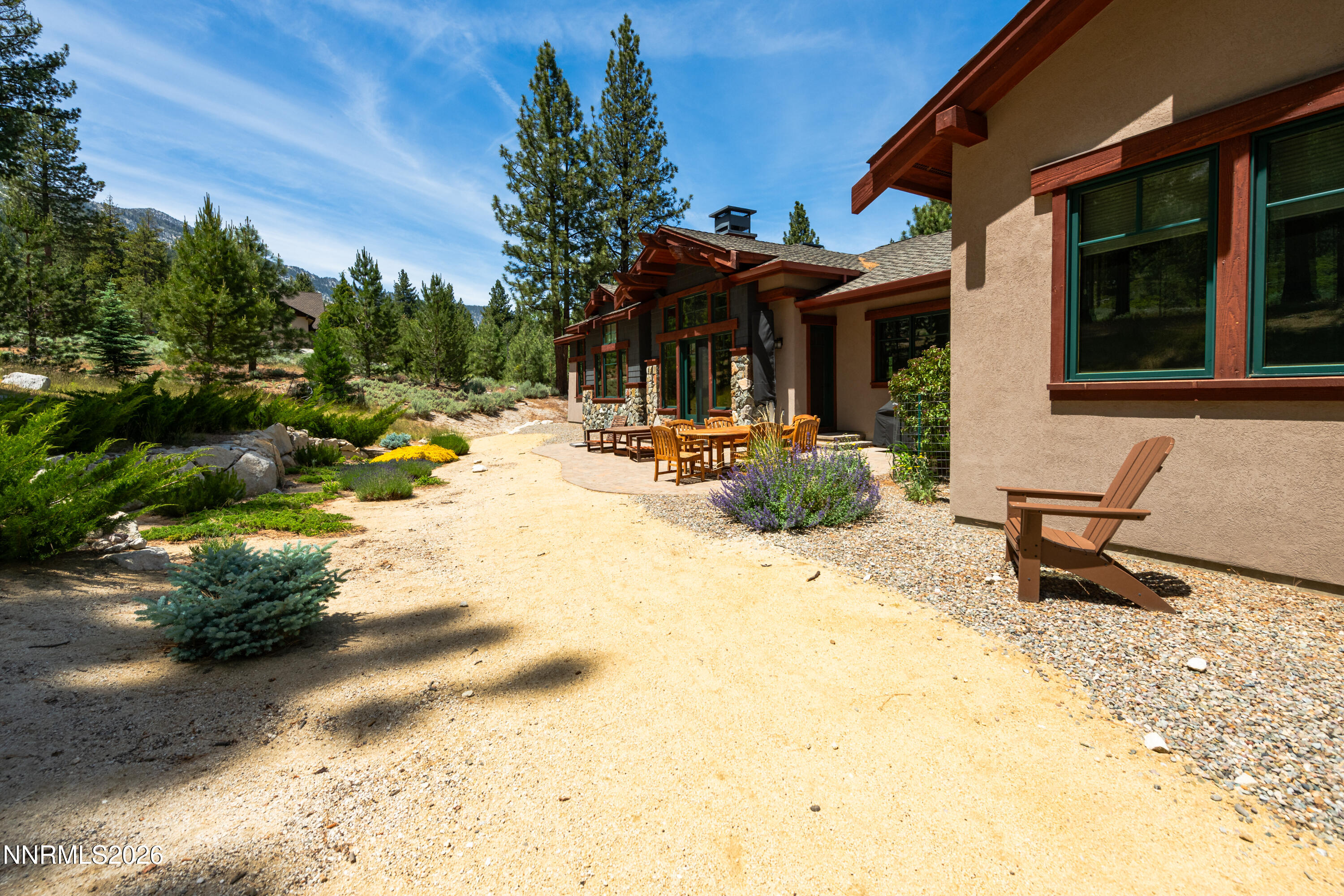271 Forest Hill Way-4