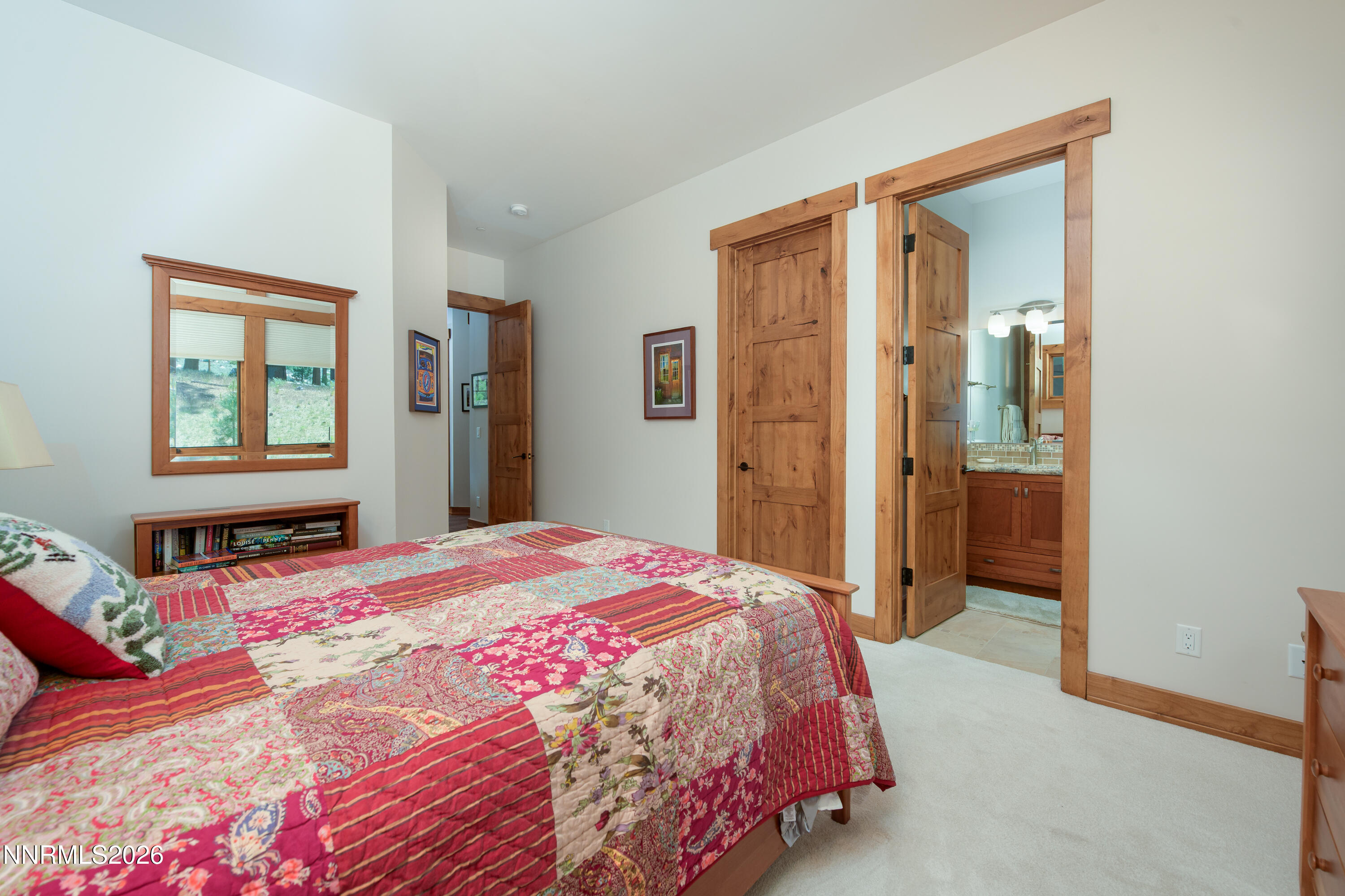 271 Forest Hill Way-30