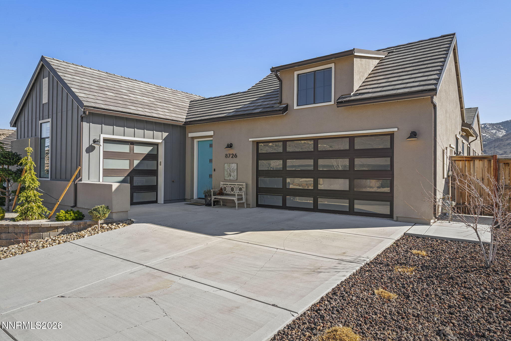 8726 Larkhaven Court