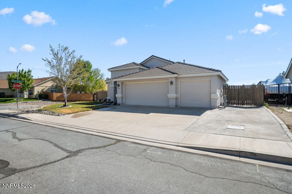 Photo of 17890 Thunder River Drive, Reno, NV 89508 (MLS # 260005866)