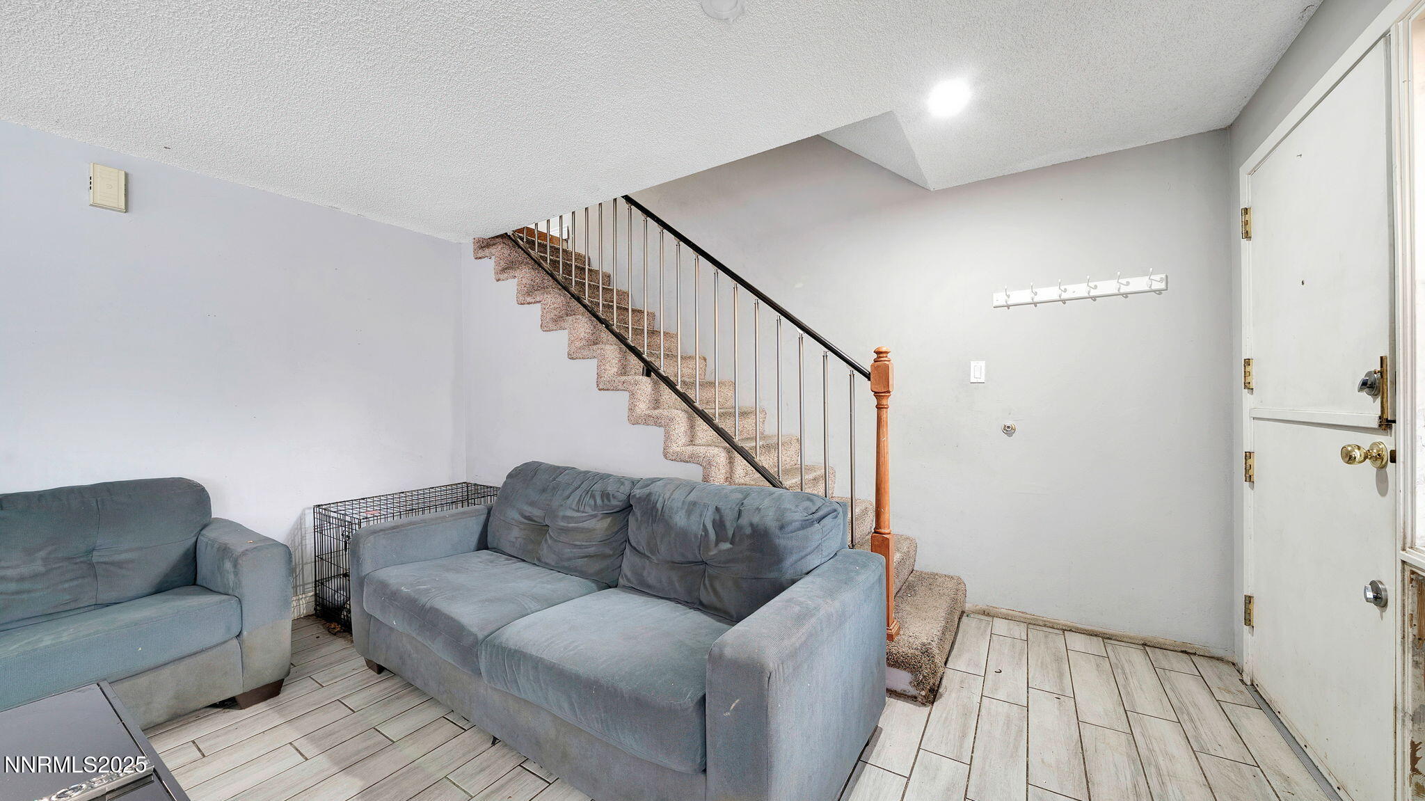 10-DSC01942_3_4_6-Edit