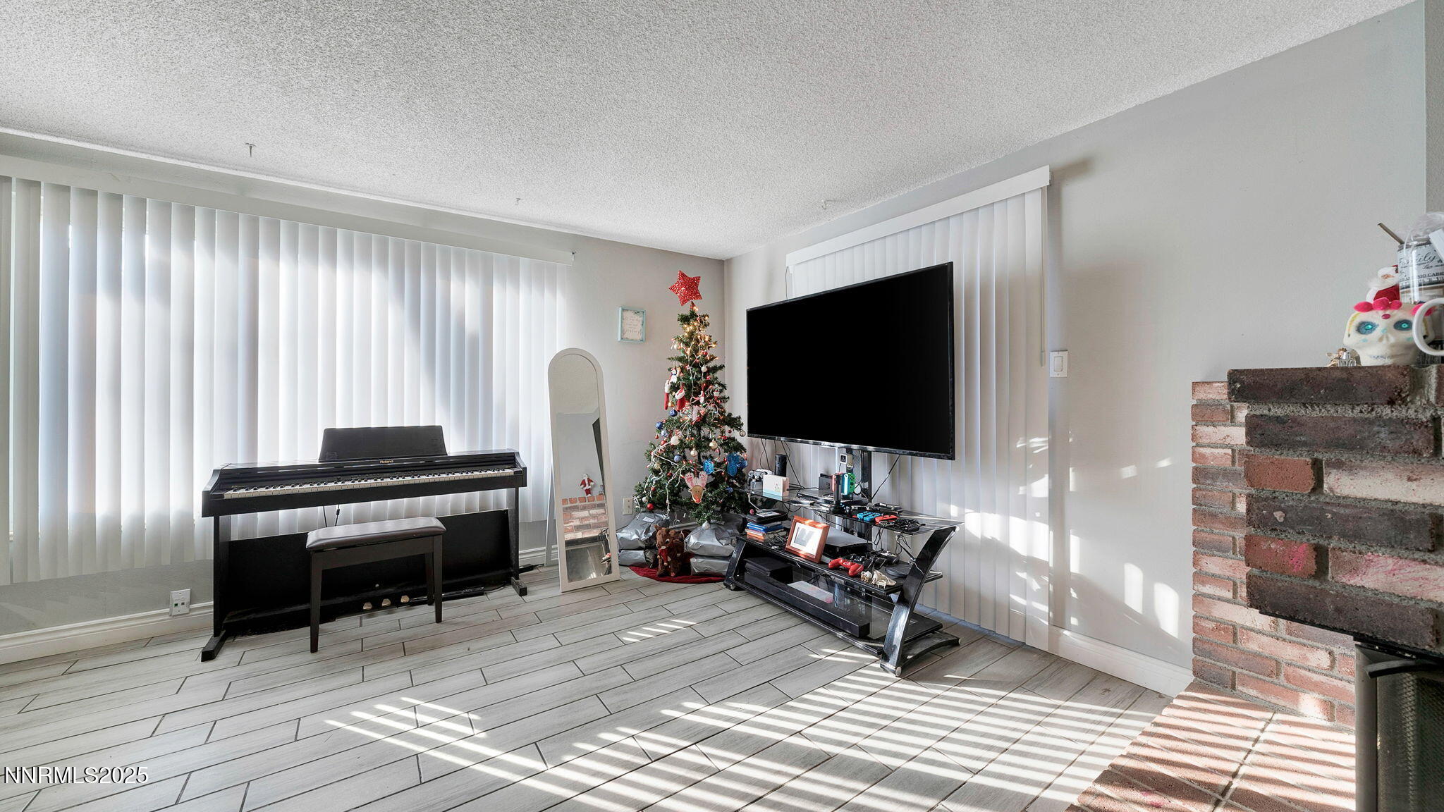 8-DSC01927_28_29_31-Edit