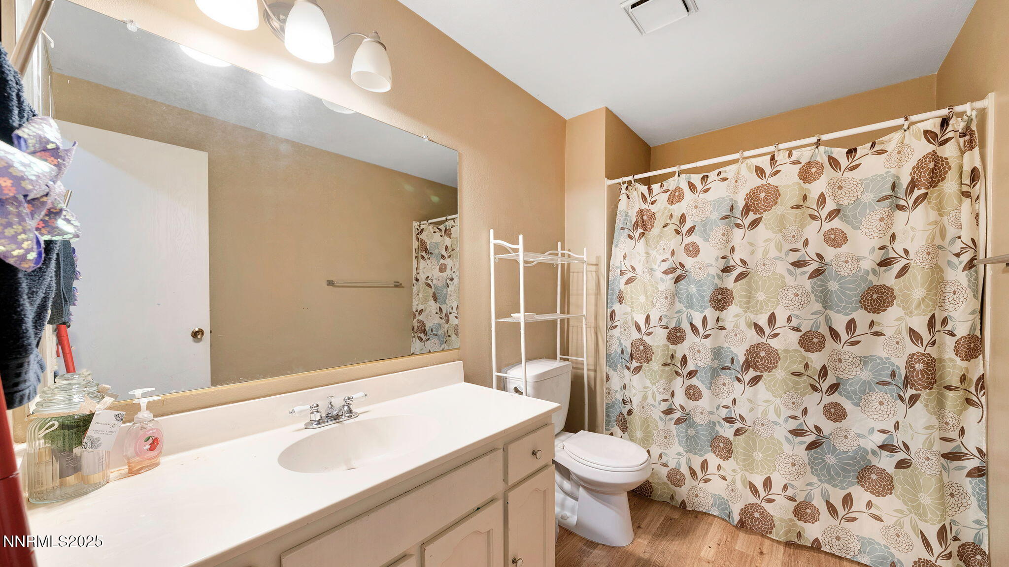 30-DSC01947_48_49_51-Edit