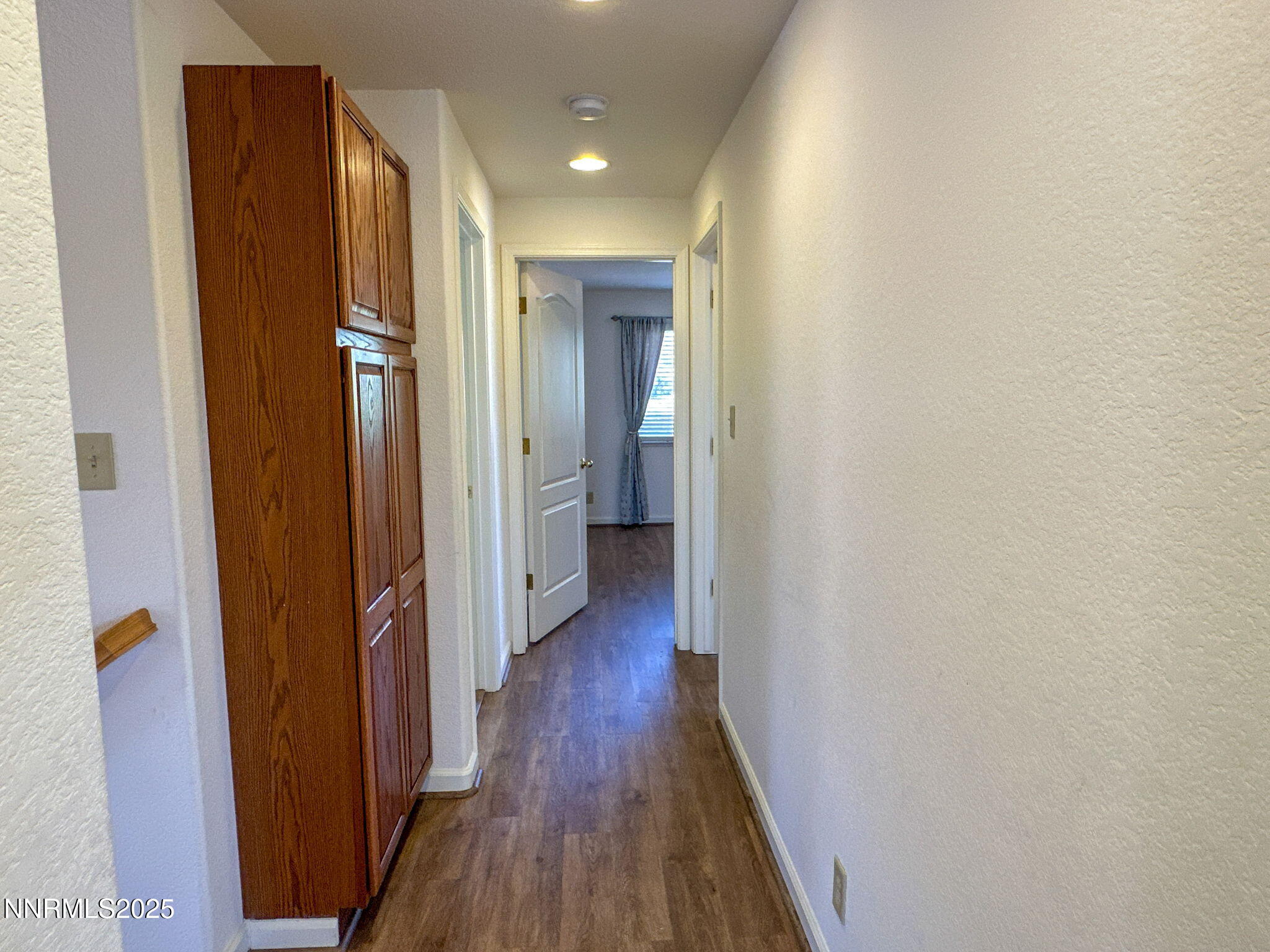 1-web-or-mls-Upstairs Hallway