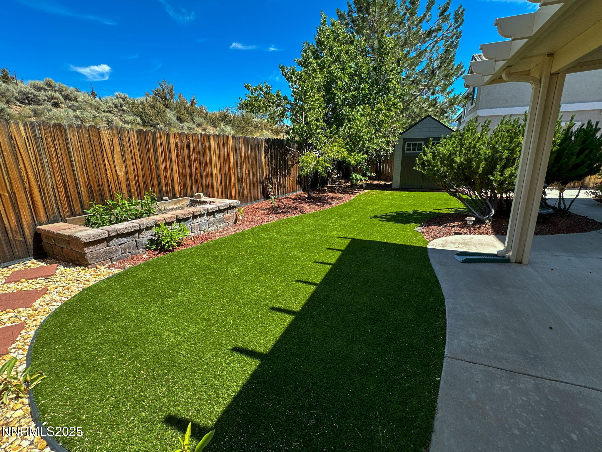 6-web-or-mls-Back Yard 2