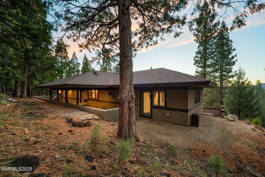 Photo of 1728 Dream Maker, Portola, CA 96122 (MLS # 250056997)