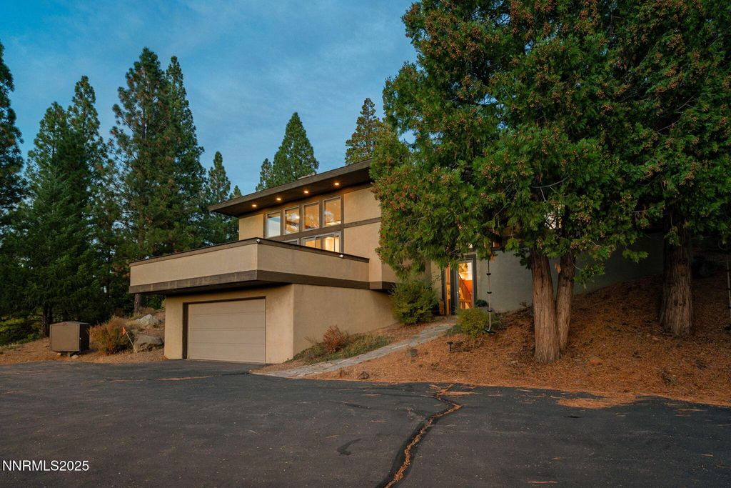 Photo of 1728 Dream Maker, Portola, CA 96122 (MLS # 250056997)