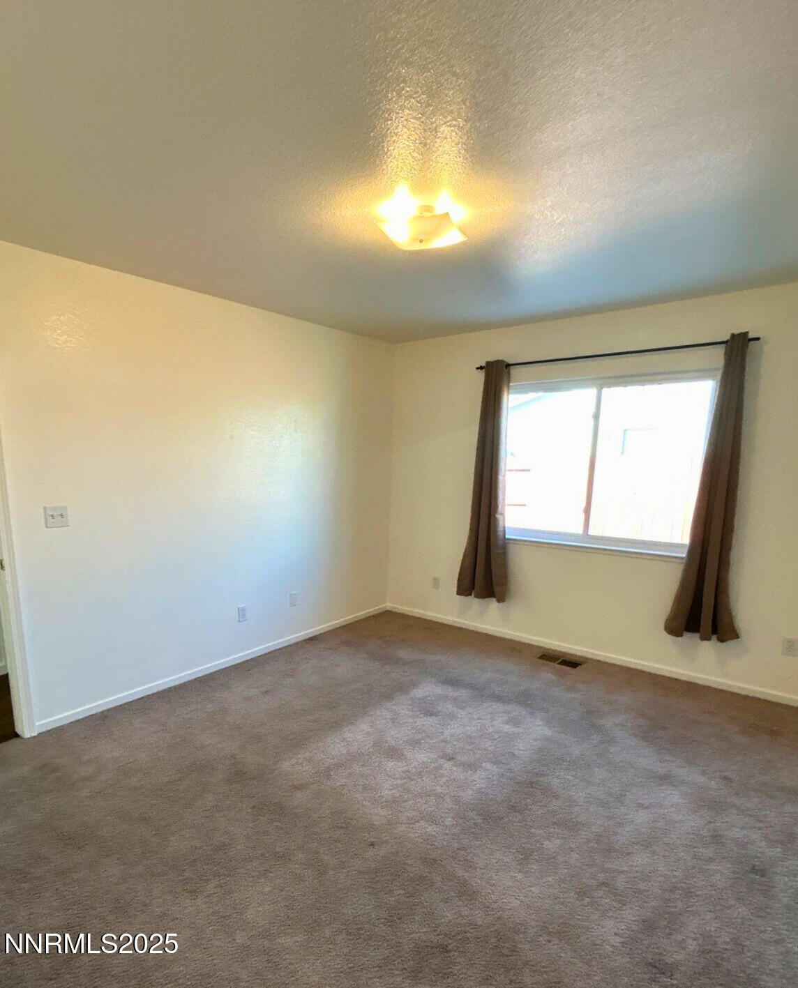 ed02cc1c-9c63-4d1f-92bc-d442d63a4d01