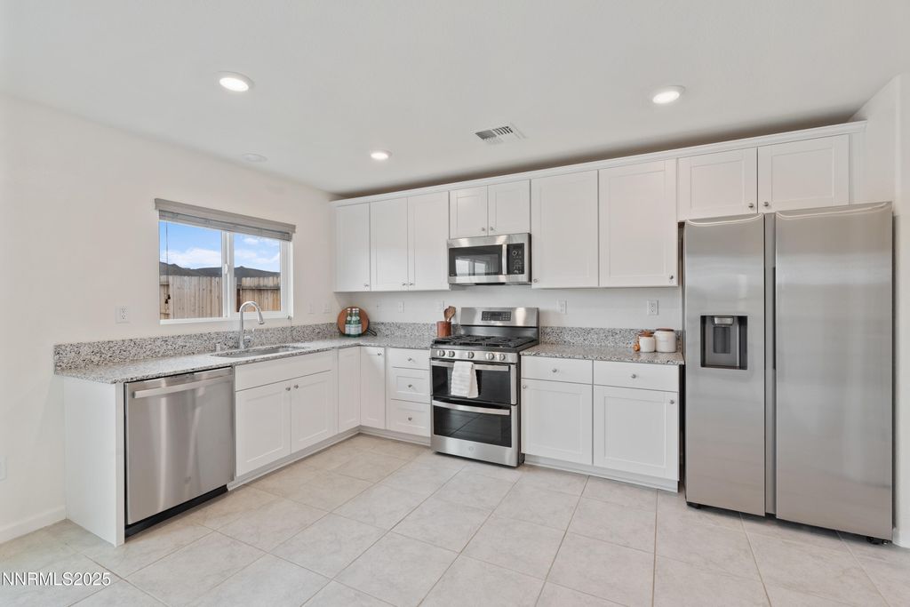 Photo of 636 Coyote Blf Court, Reno, NV 89506 (MLS # 250059207)