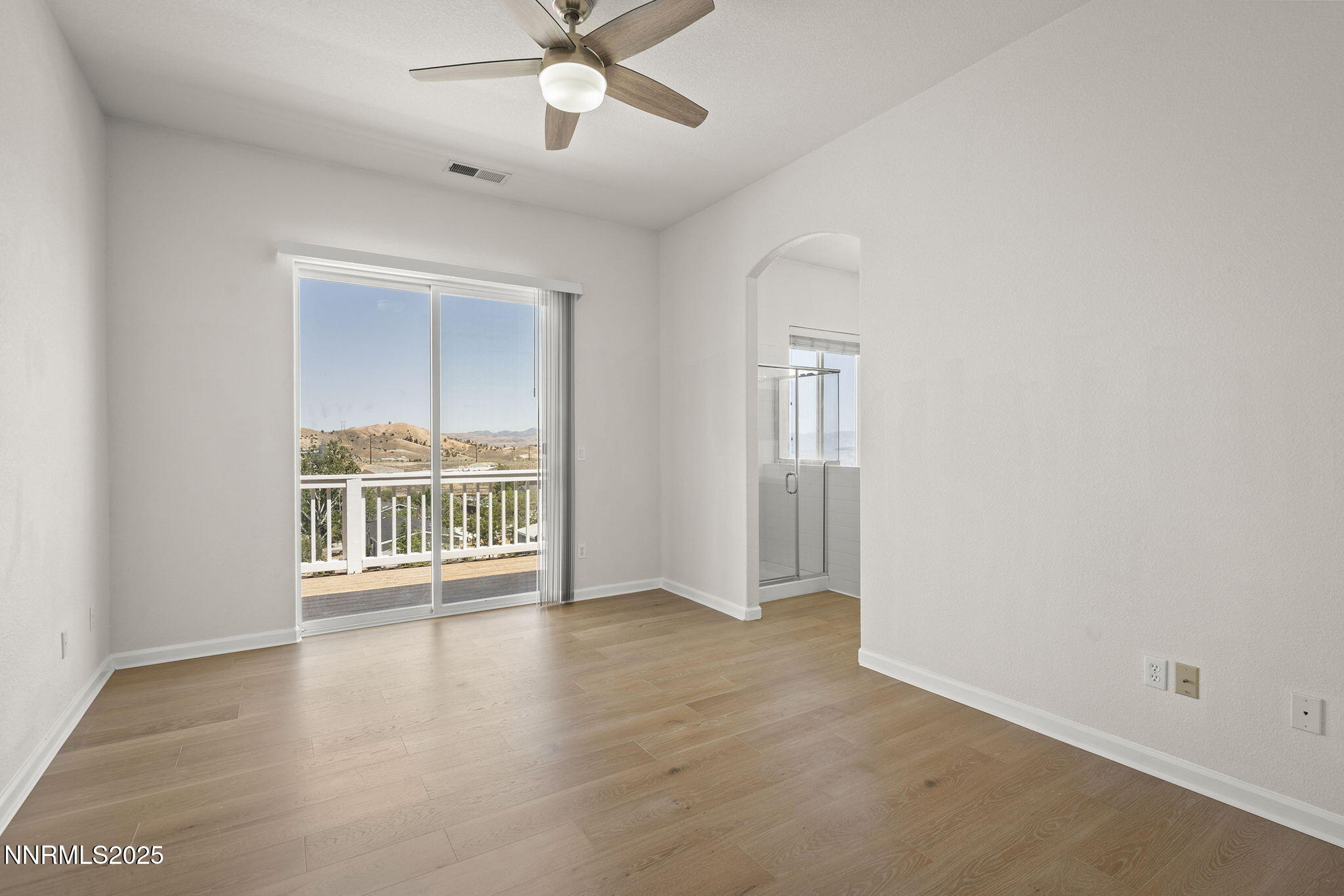 20-web-or-mls-_DSC1033