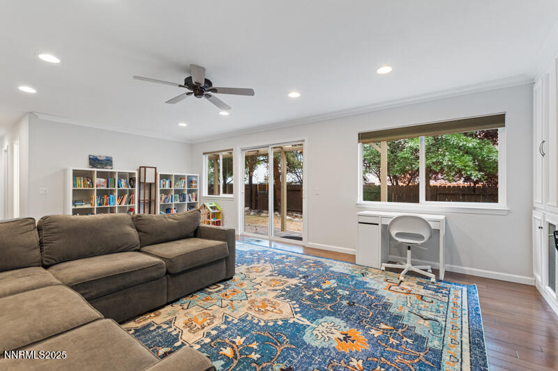 8765 Steelhead Ct (19 of 27)