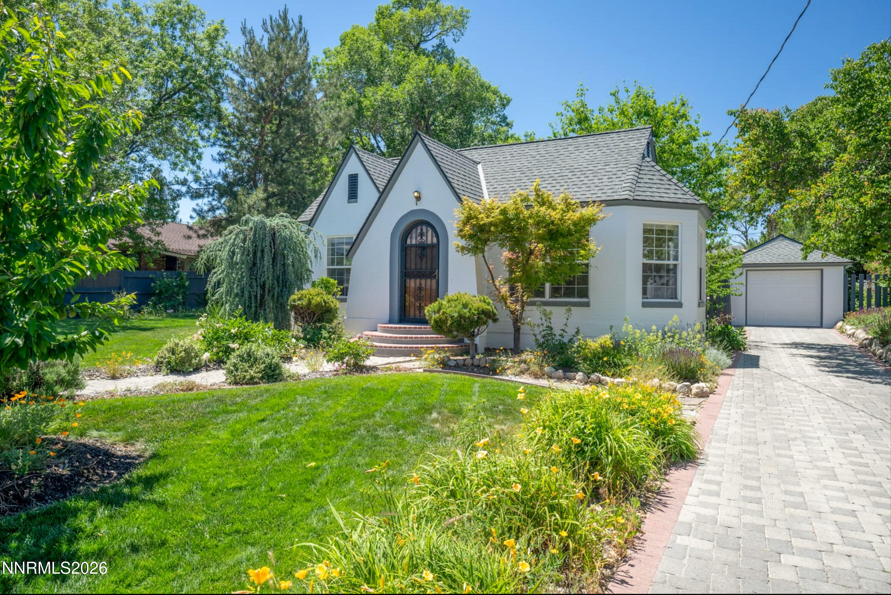2277 Sunrise Drive