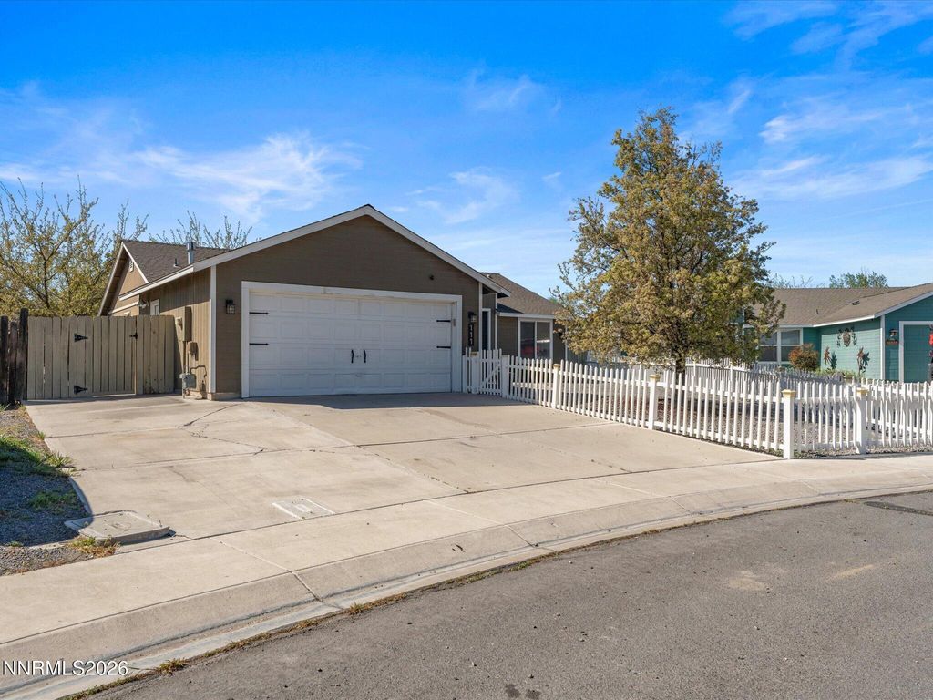 Photo of 111 Shadow Mountain Drive, Fernley, NV 89408 (MLS # 260003909)