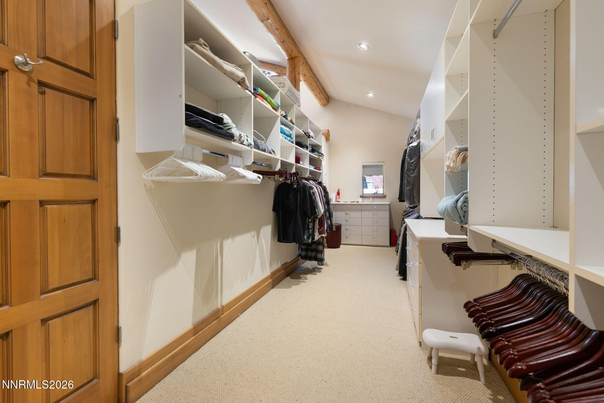 23-web-or-mls-726 Lakeshore interior-24