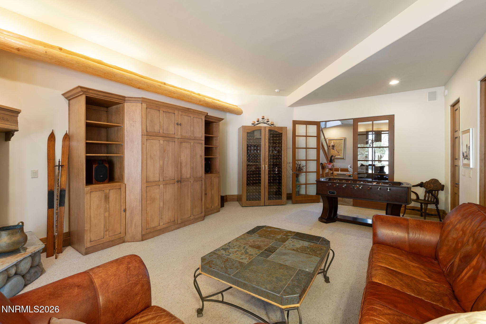 36-web-or-mls-726 Lakeshore interior-37
