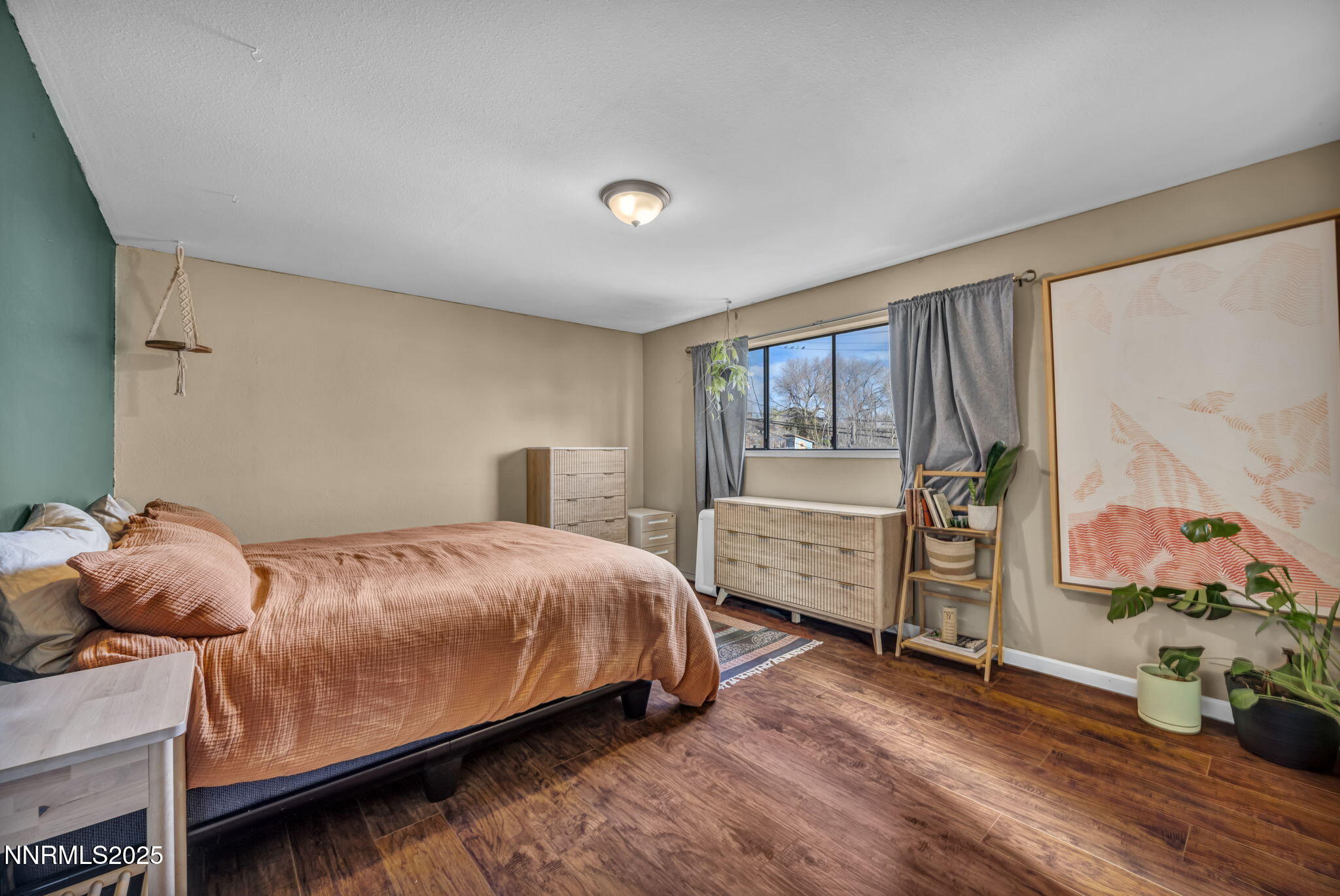 73-web-or-mls-1100-mission-cir