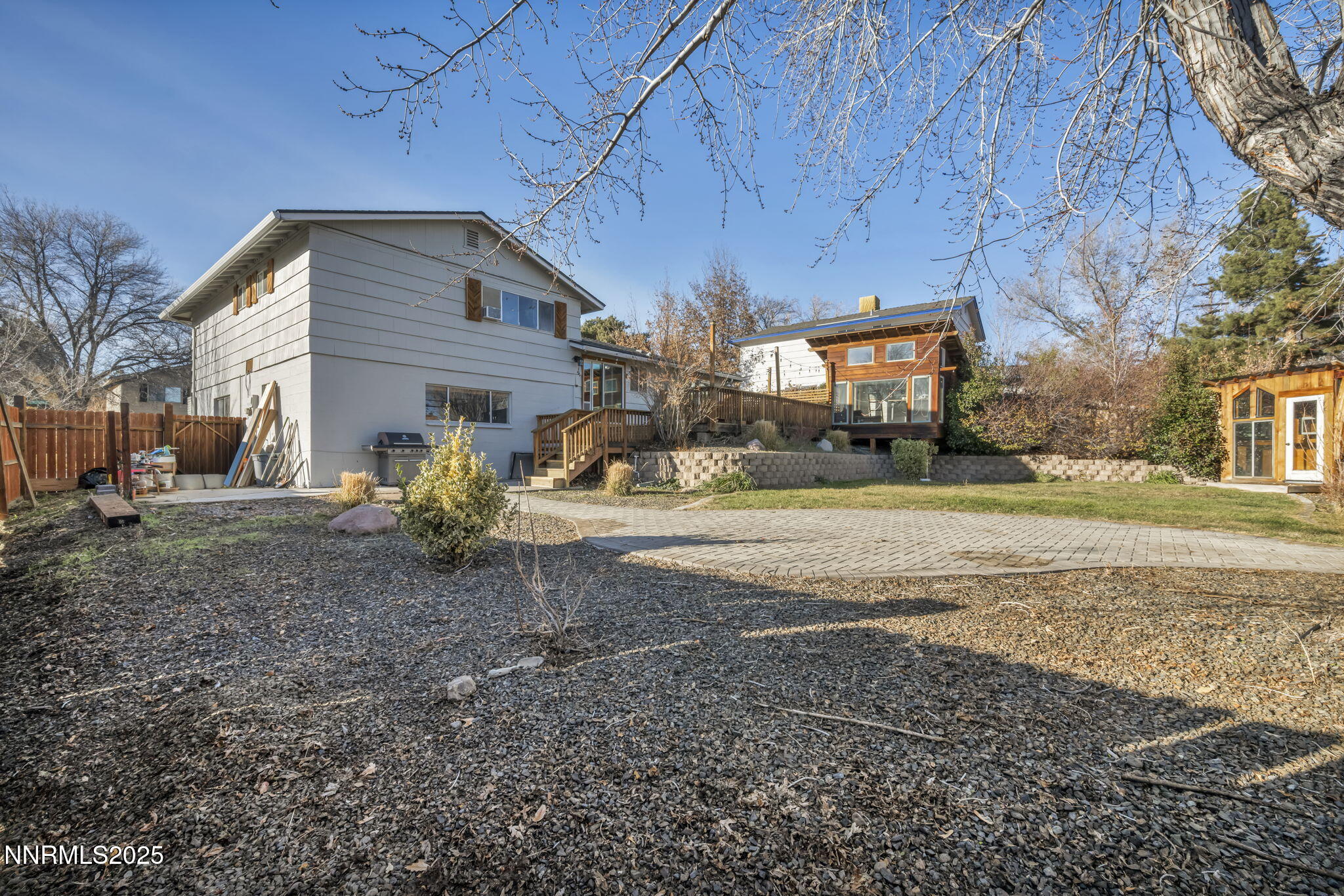 9-web-or-mls-1100-mission-cir