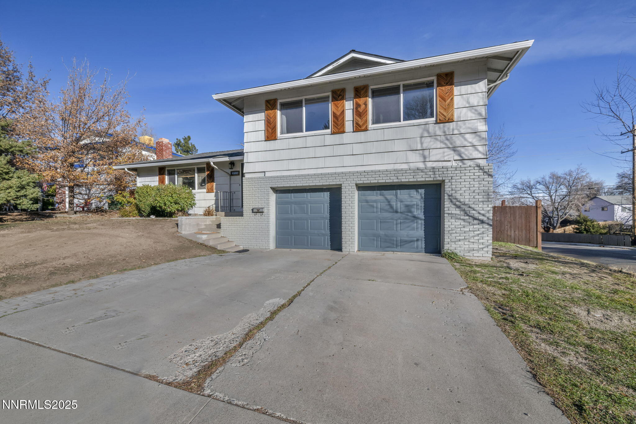 2-web-or-mls-1100-mission-cir