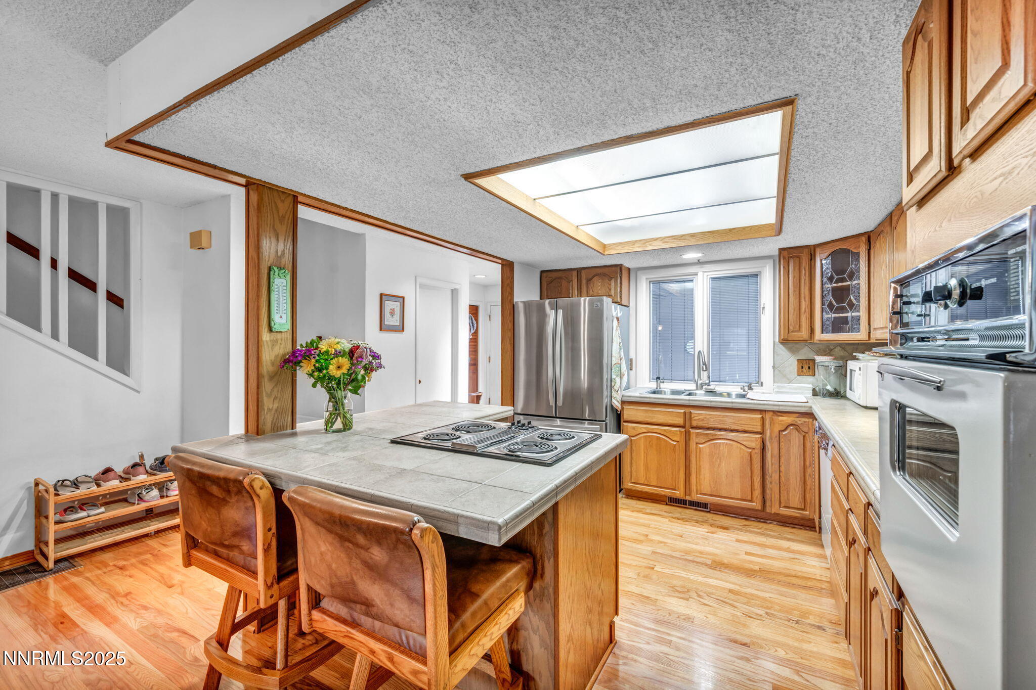 74-web-or-mls-2012-branch-ln