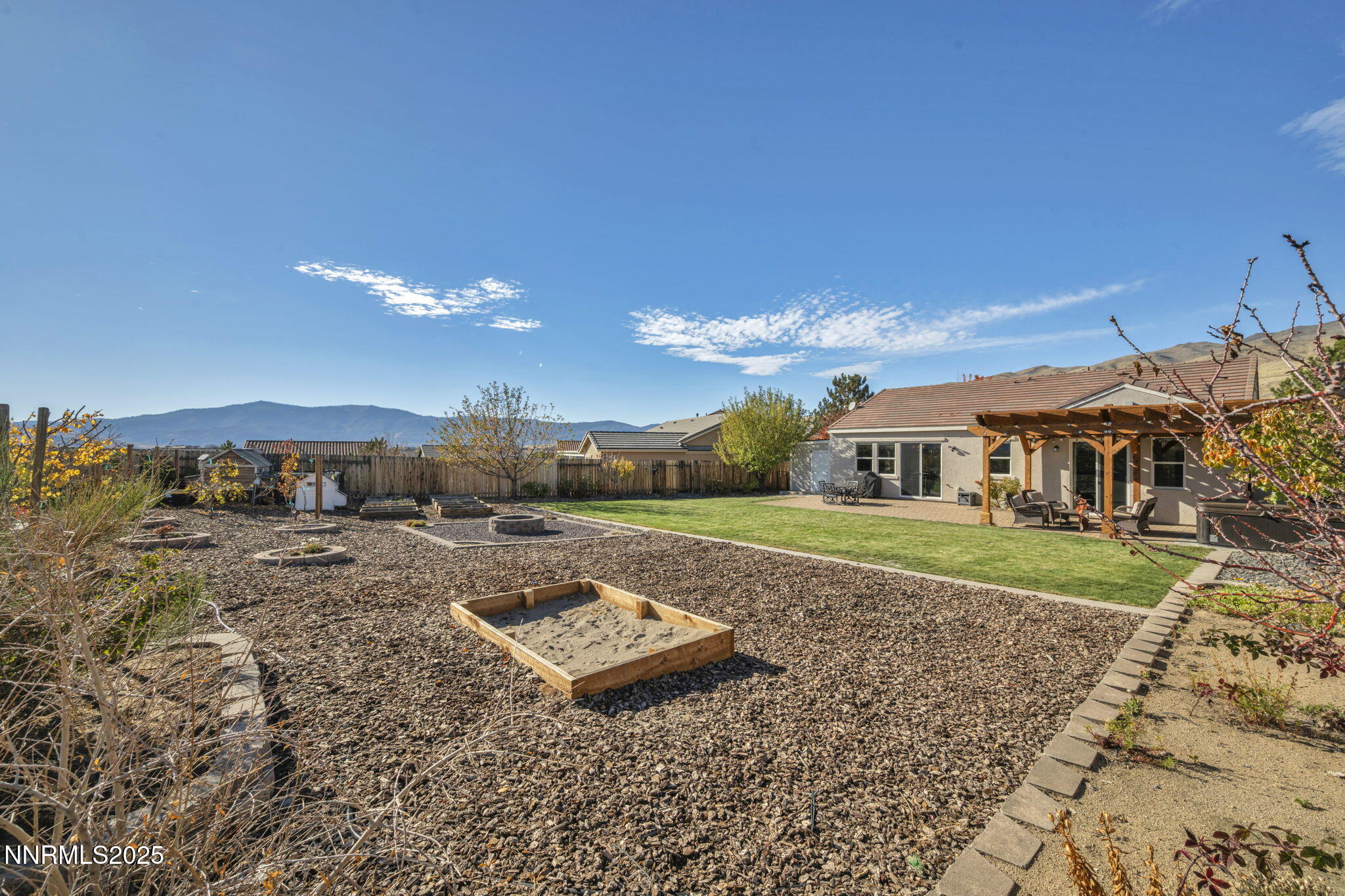 15-web-or-mls-7340-heritage-oaks-dr