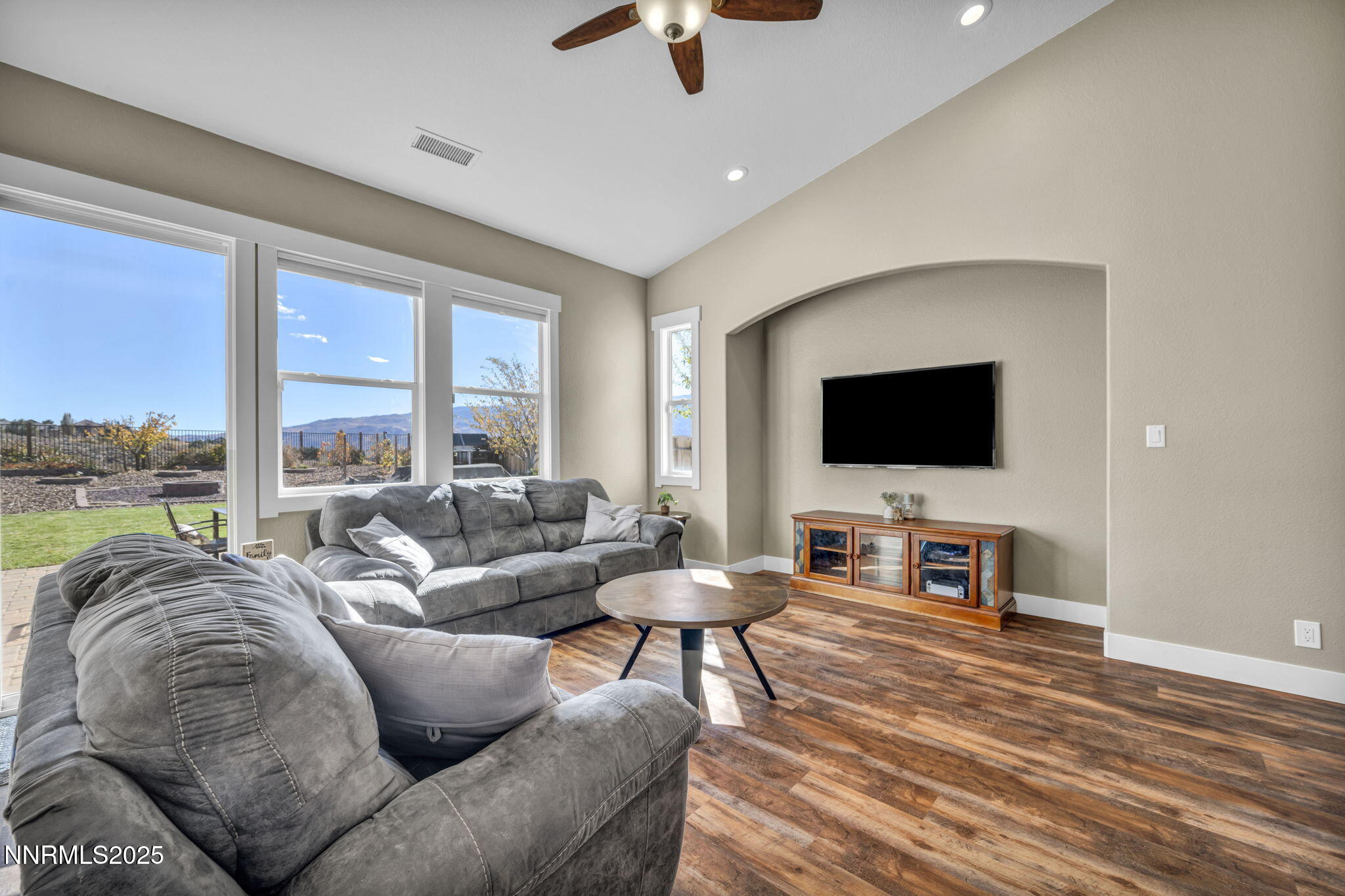 43-web-or-mls-7340-heritage-oaks-dr