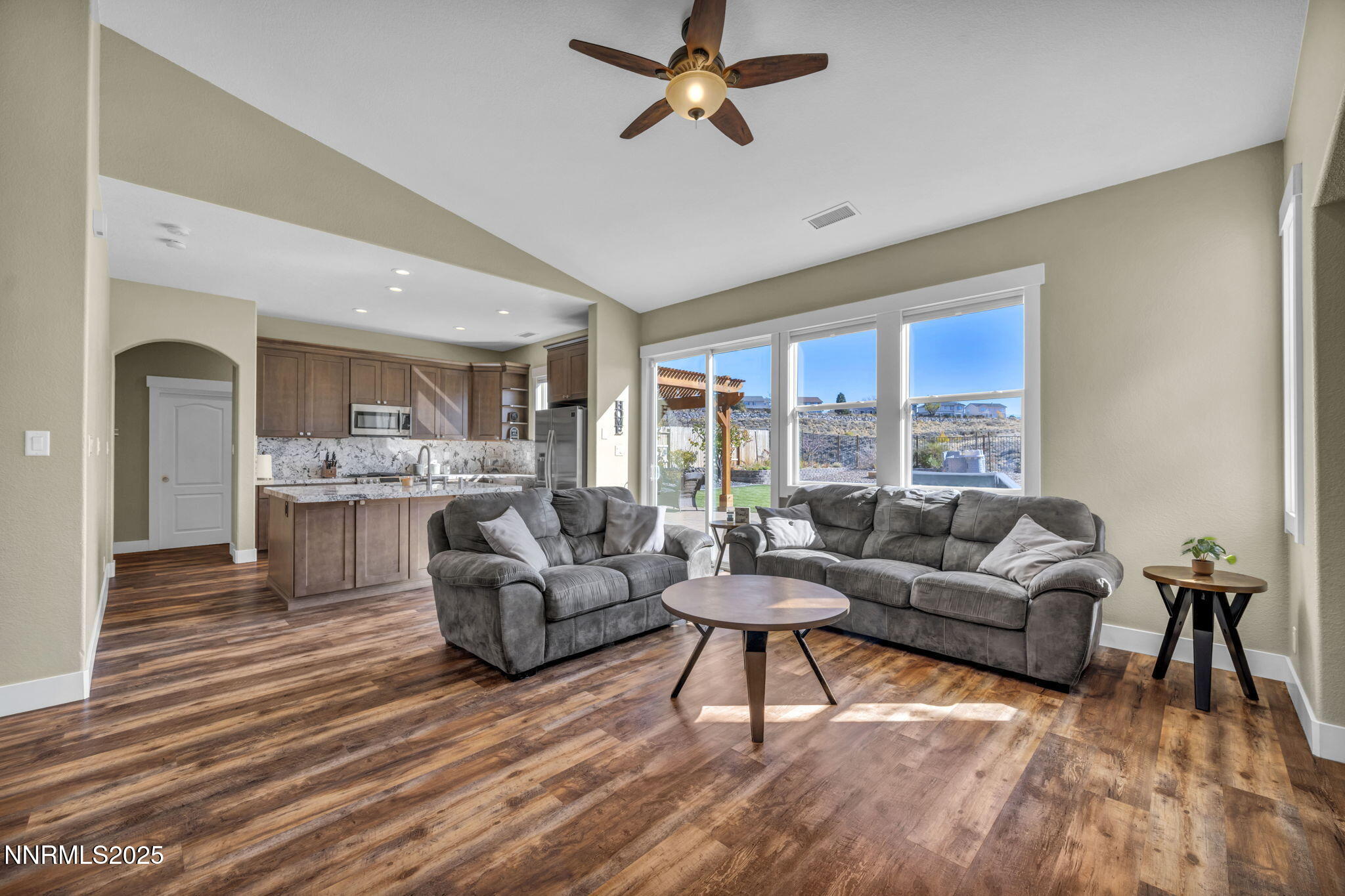 41-web-or-mls-7340-heritage-oaks-dr