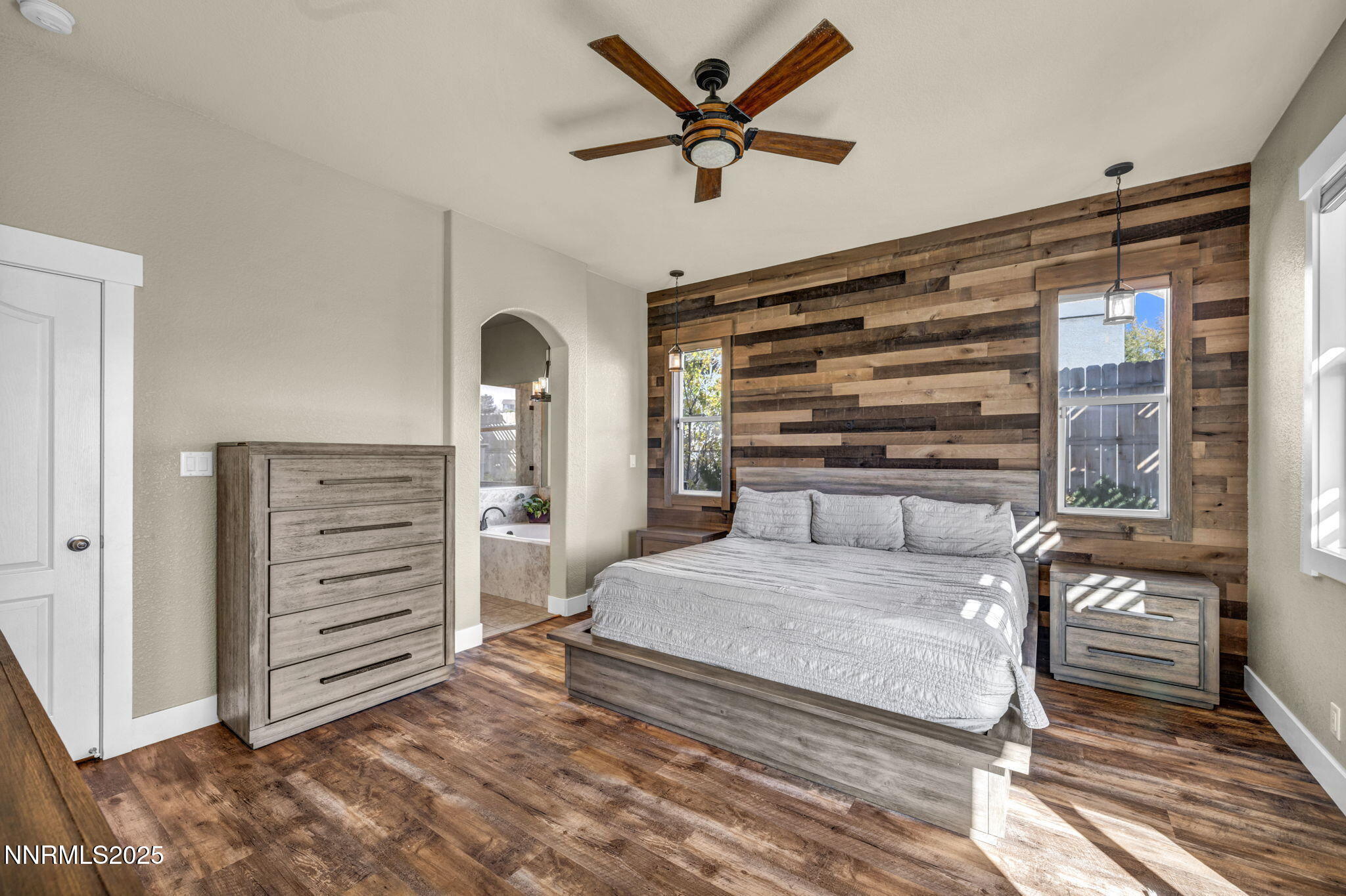 54-web-or-mls-7340-heritage-oaks-dr