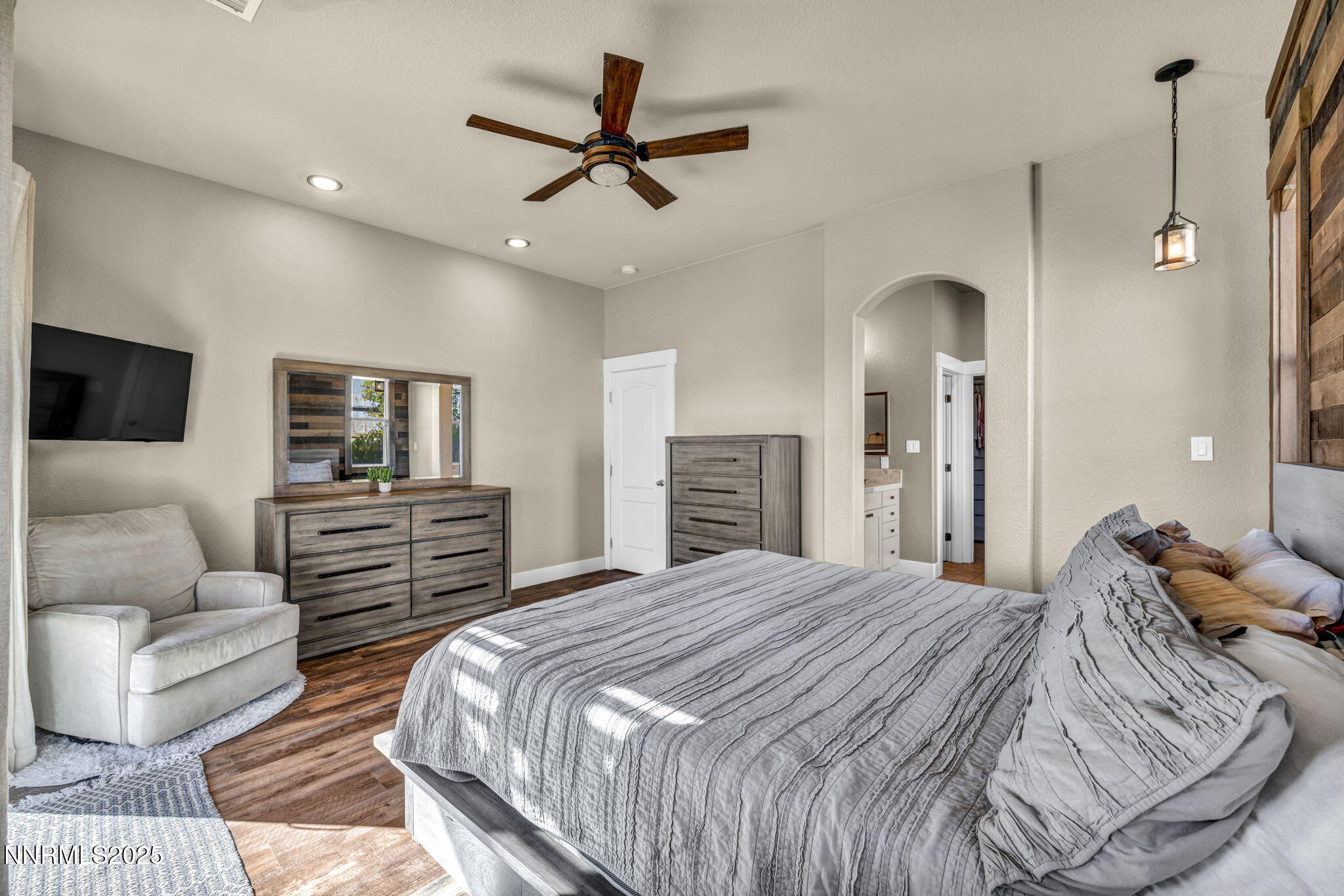 55-web-or-mls-7340-heritage-oaks-dr