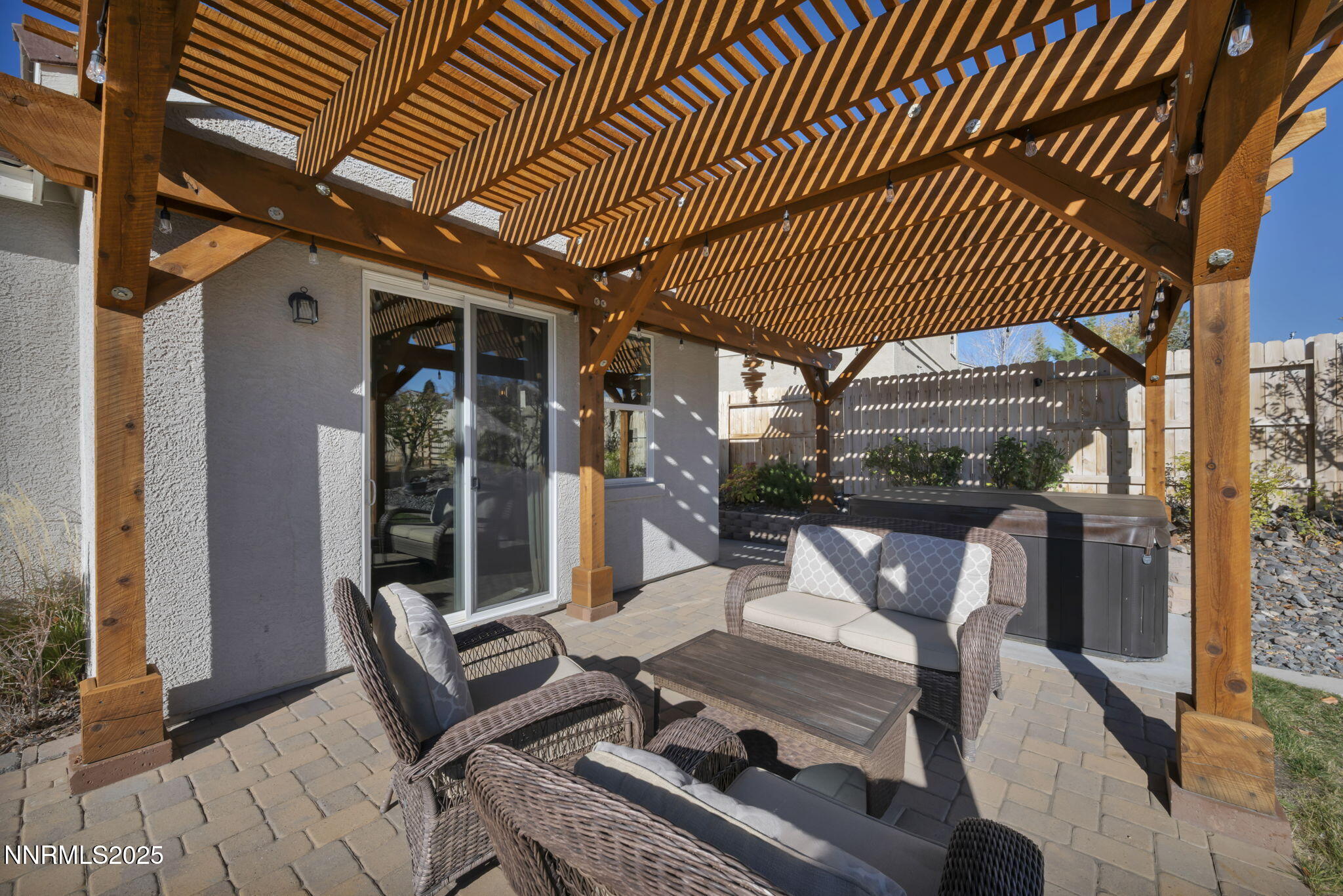 11-web-or-mls-7340-heritage-oaks-dr