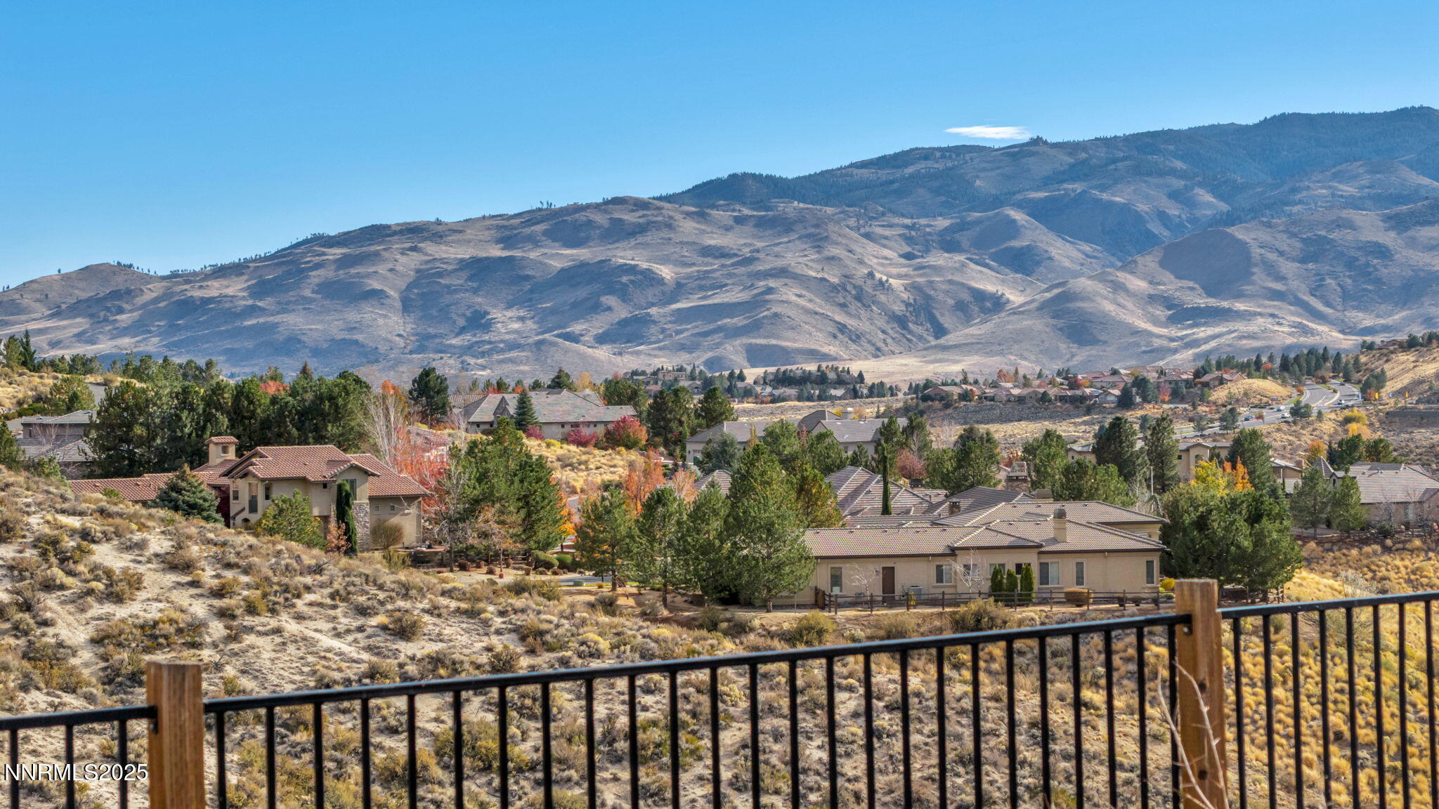 32-web-or-mls-7340-heritage-oaks-dr