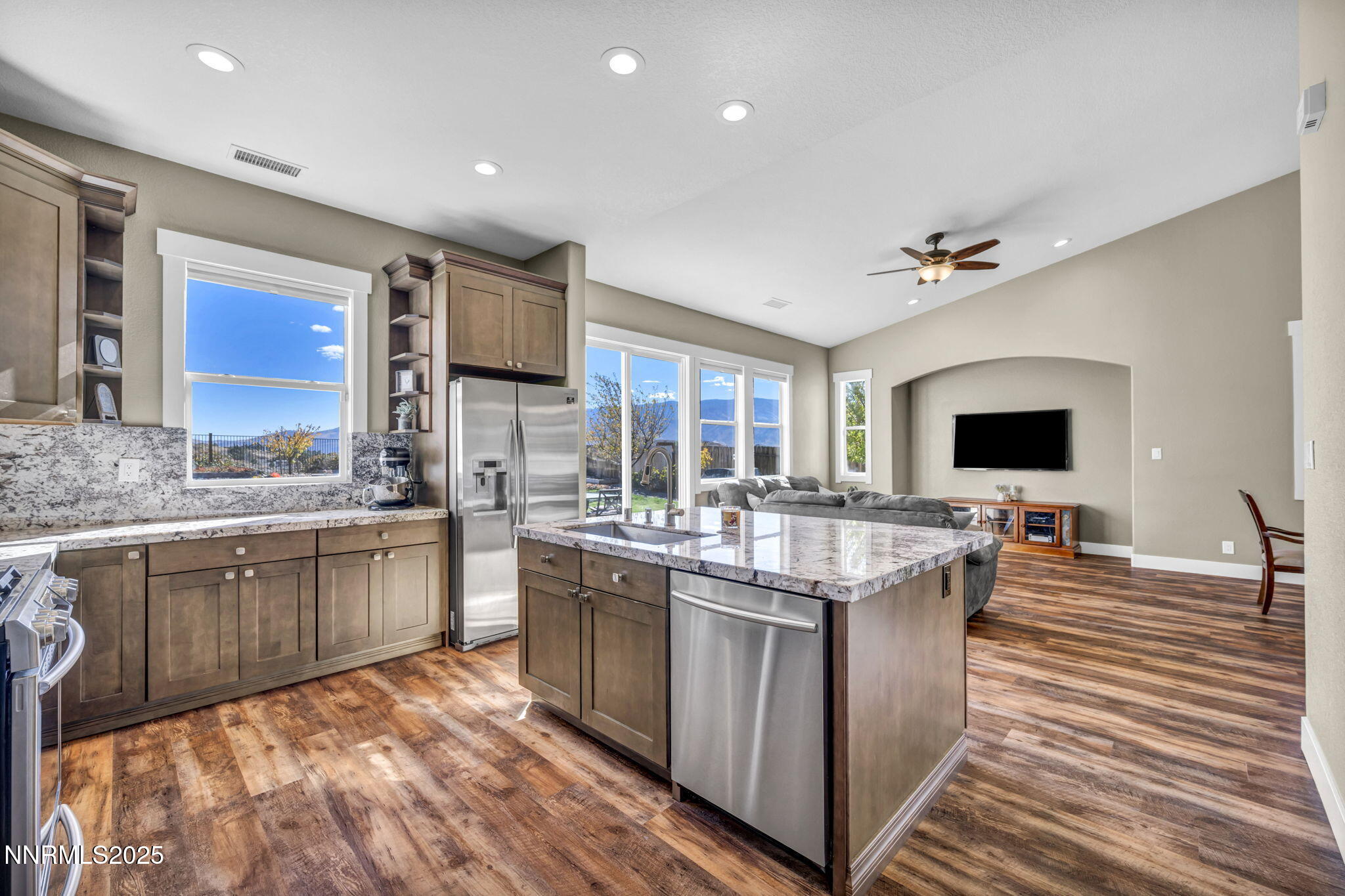 49-web-or-mls-7340-heritage-oaks-dr