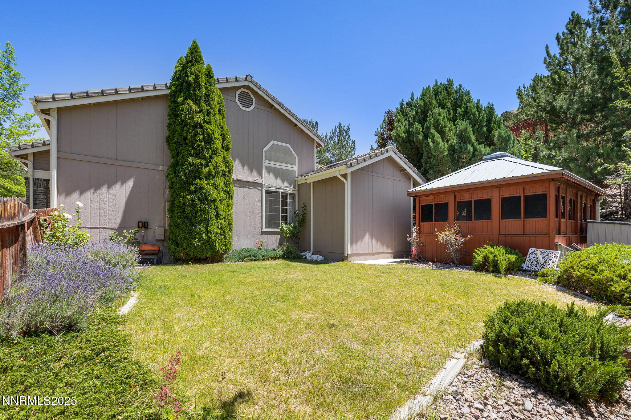 42-web-or-mls-3280 Thornhill-34