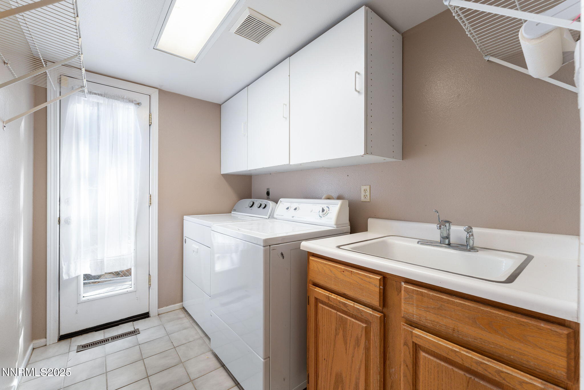 82-web-or-mls-3280 Thornhill-34 (2)