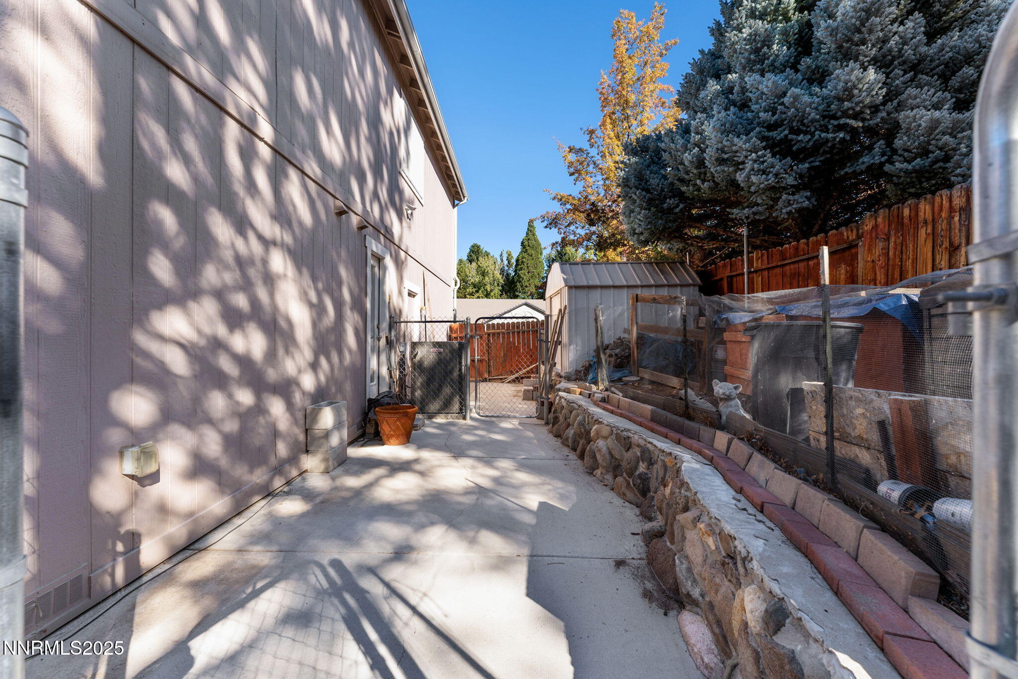 87-web-or-mls-3280 Thornhill-39