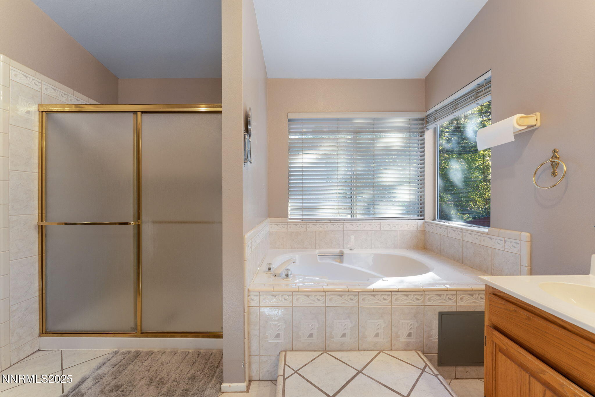 69-web-or-mls-3280 Thornhill-21 (2)