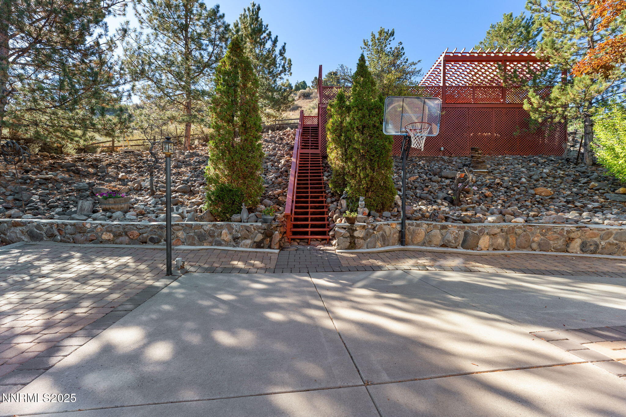 83-web-or-mls-3280 Thornhill-35 (2)