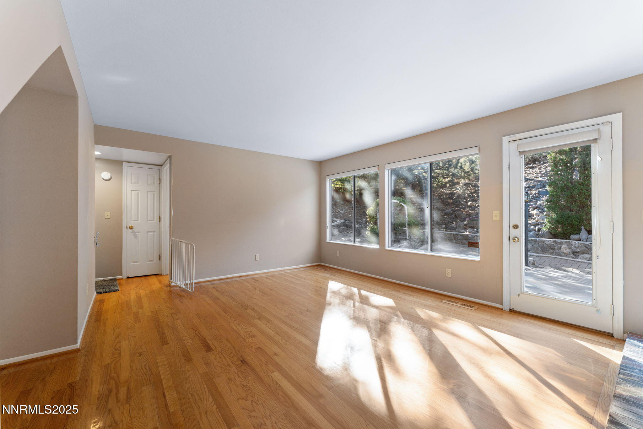 61-web-or-mls-3280 Thornhill-13 (2)