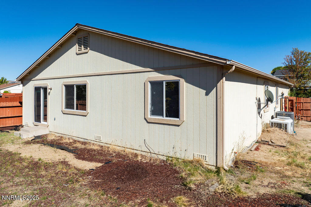 07_17870FairfaxCt_Copyright-Jeremy-Jense