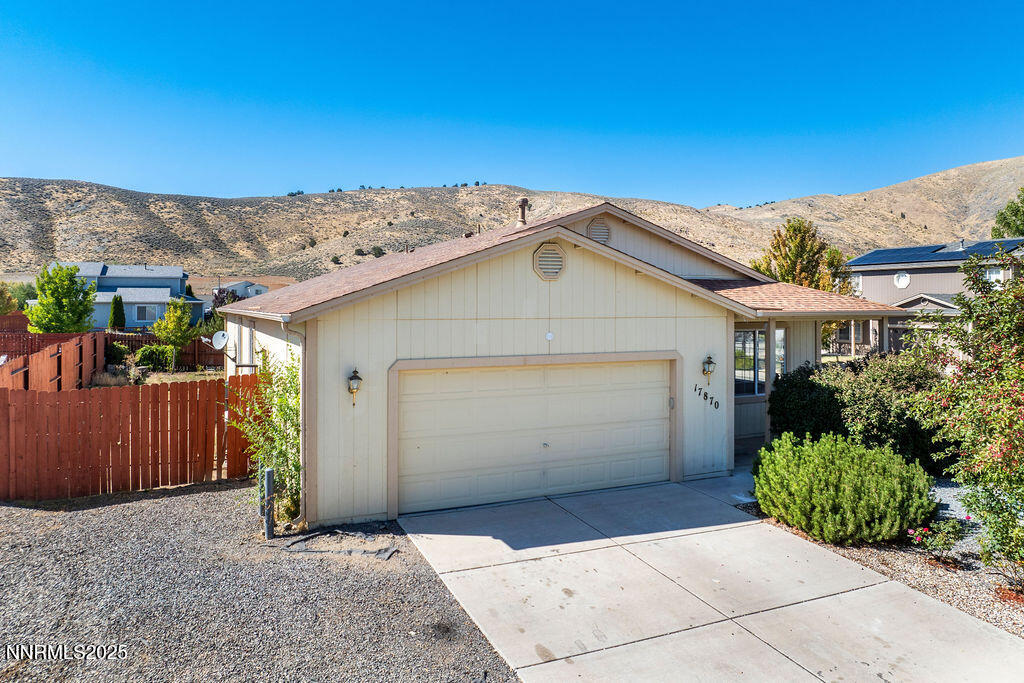 03_17870FairfaxCt_Copyright-Jeremy-Jense