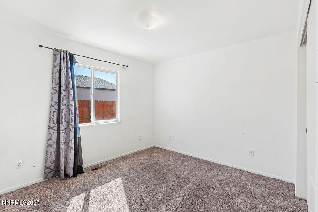 16_17870FairfaxCt_Copyright-Jeremy-Jense