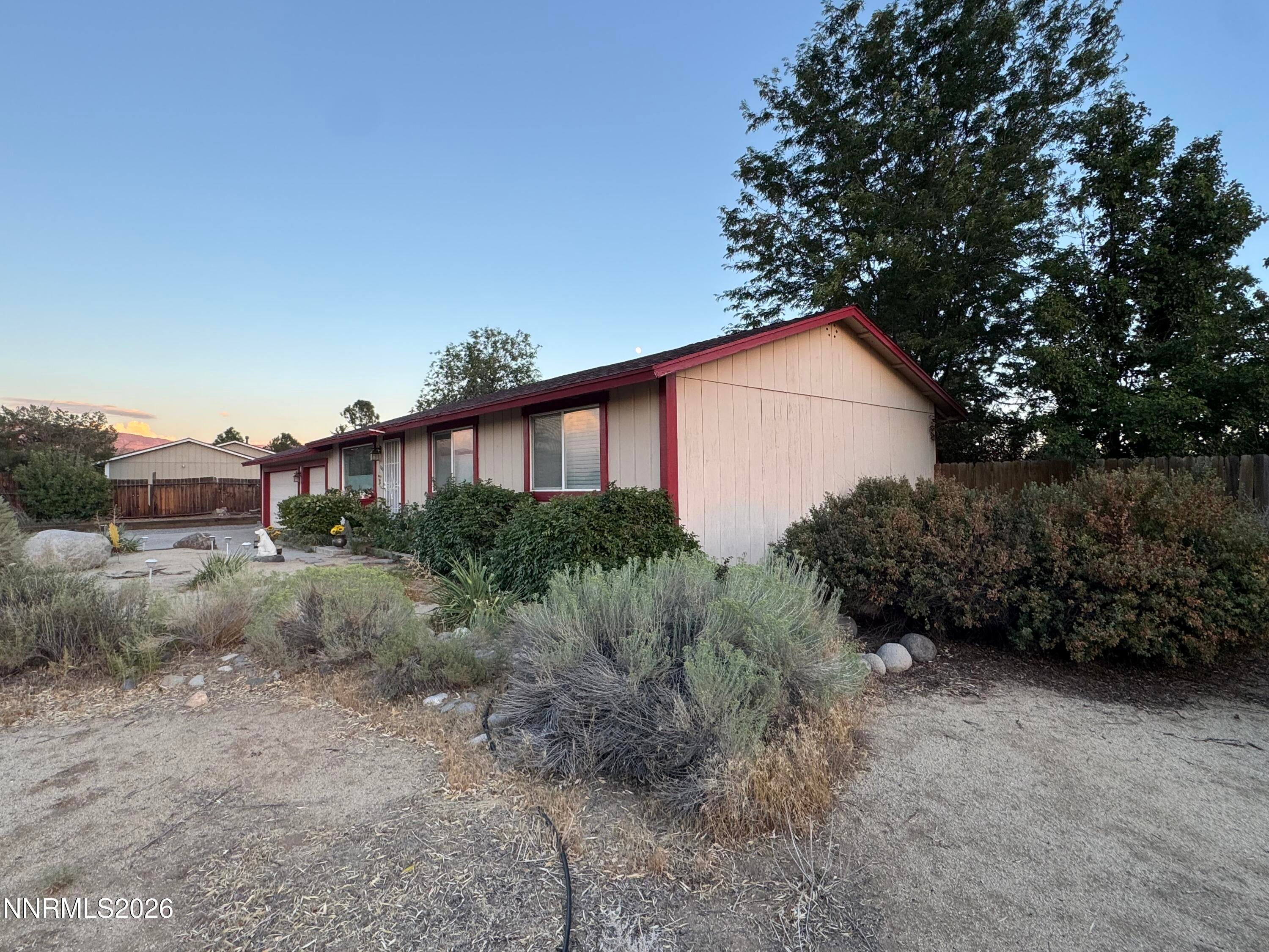180 E Sky Ranch Boulevard