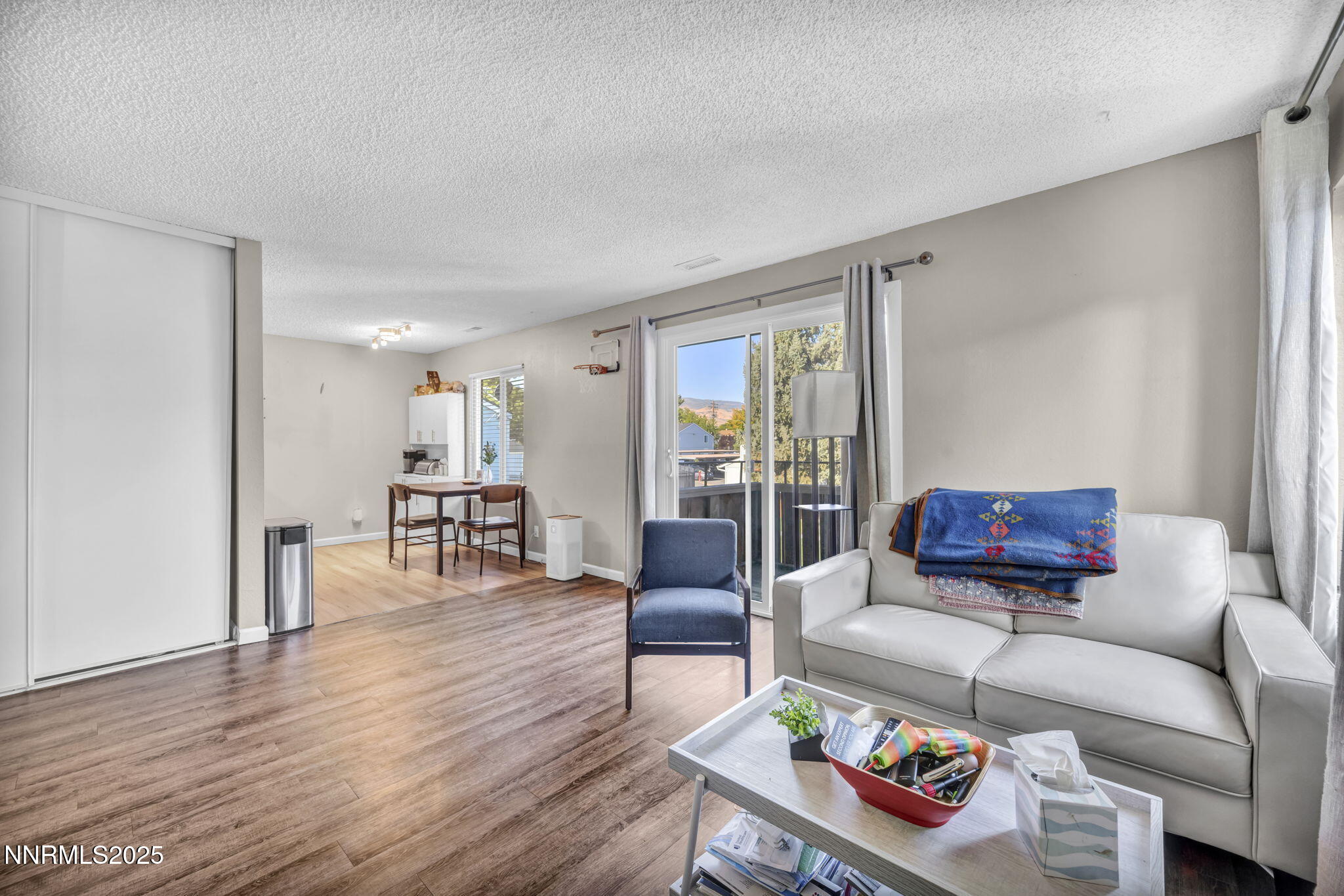 11-web-or-mls-4602-neil-rd-58